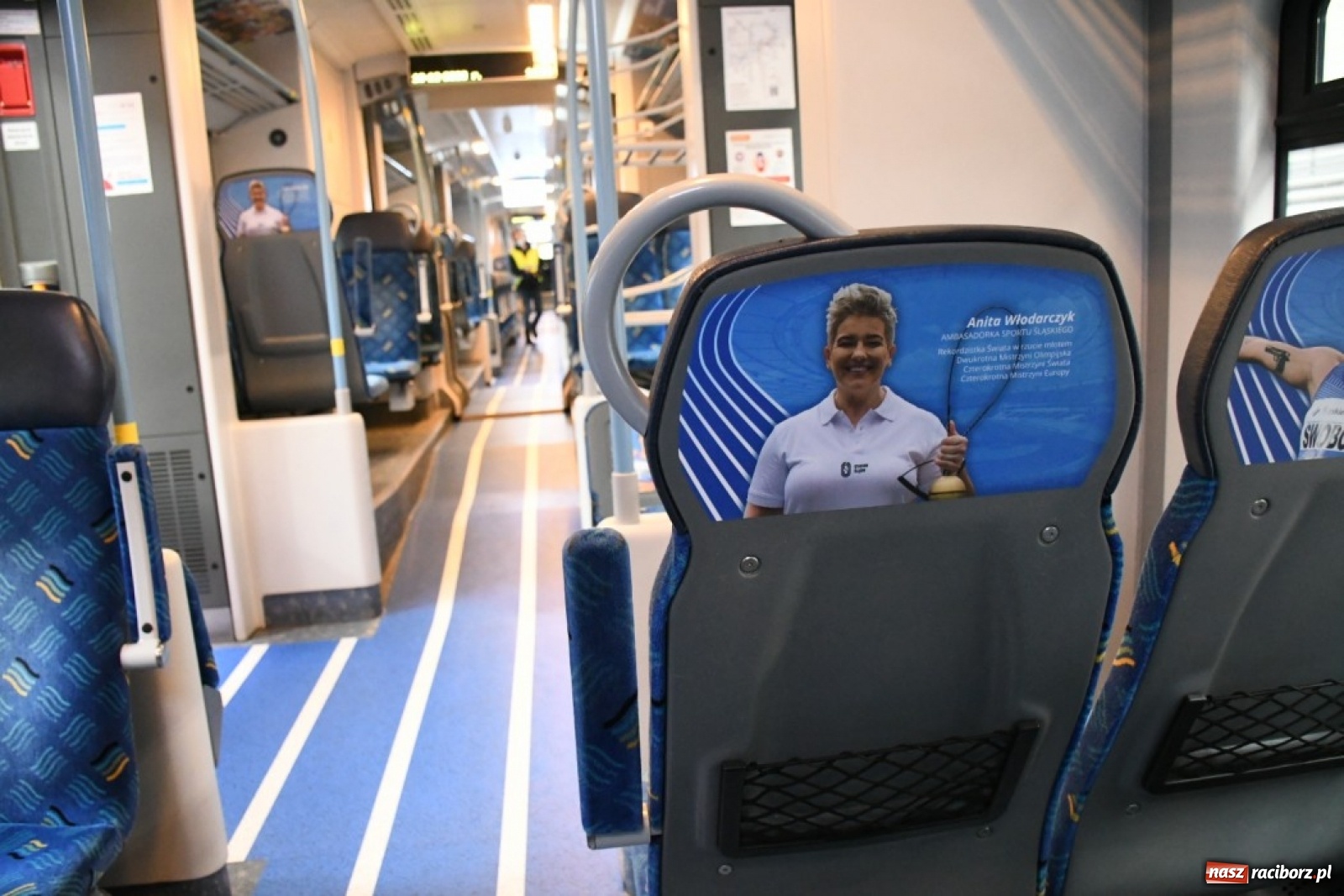 Zdjęcie w galerii na portalu naszraciborz.pl: Pociąg Mistrzów z Justyną Święty-Ersetic na regionalnych torach wiadomości z regionu