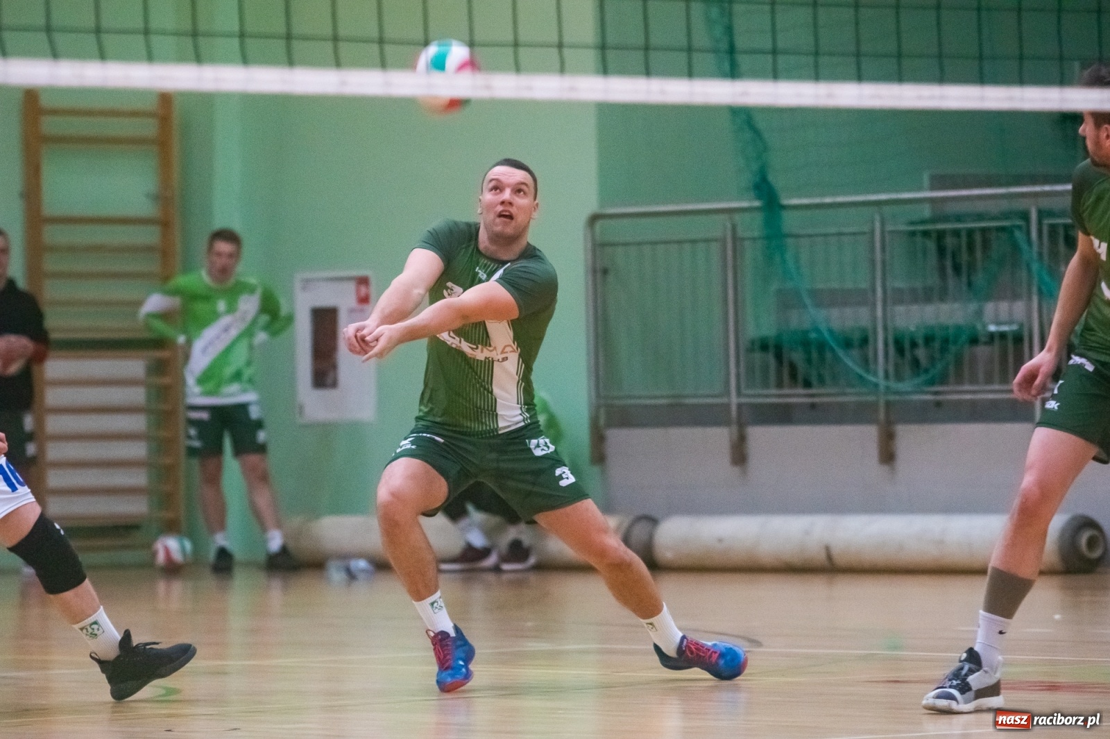 Zdjęcie w galerii na portalu naszraciborz.pl: Choć Częstochowa wygrała, to łatwo w Raciborzu nie miała [FOTO i WIDEO] wiadomości z regionu