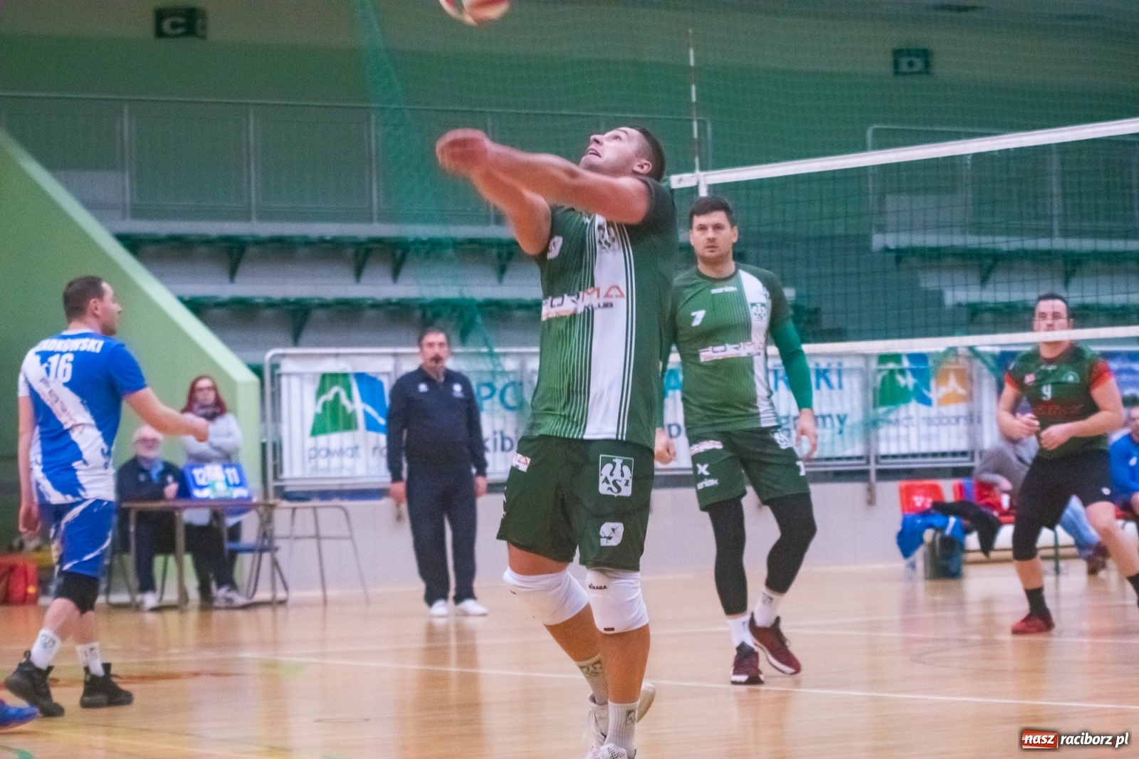 Zdjęcie w galerii na portalu naszraciborz.pl: Choć Częstochowa wygrała, to łatwo w Raciborzu nie miała [FOTO i WIDEO] wiadomości z regionu