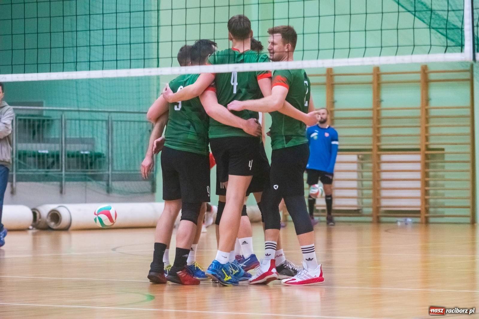 Zdjęcie w galerii na portalu naszraciborz.pl: Choć Częstochowa wygrała, to łatwo w Raciborzu nie miała [FOTO i WIDEO] wiadomości z regionu