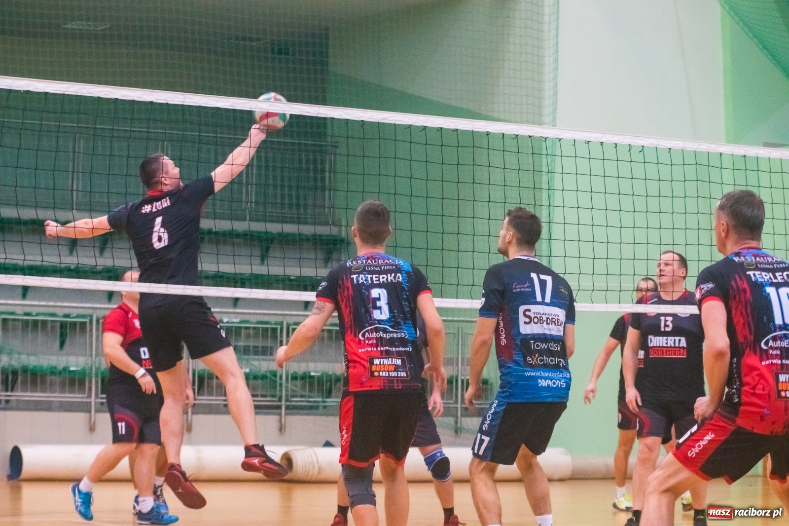 Zdjęcie w galerii na portalu naszraciborz.pl: Przedświąteczne granie w RLPS [FOTO] wiadomości z regionu