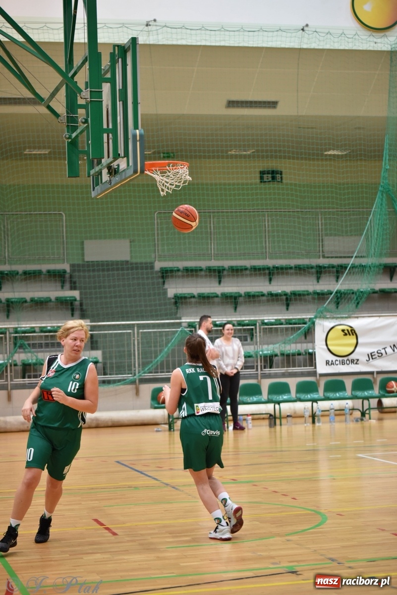 Zdjęcie w galerii na portalu naszraciborz.pl: Sportowe podsumowanie weekendu i fotorelacja z meczu RKK AZS Racibórz wiadomości z regionu