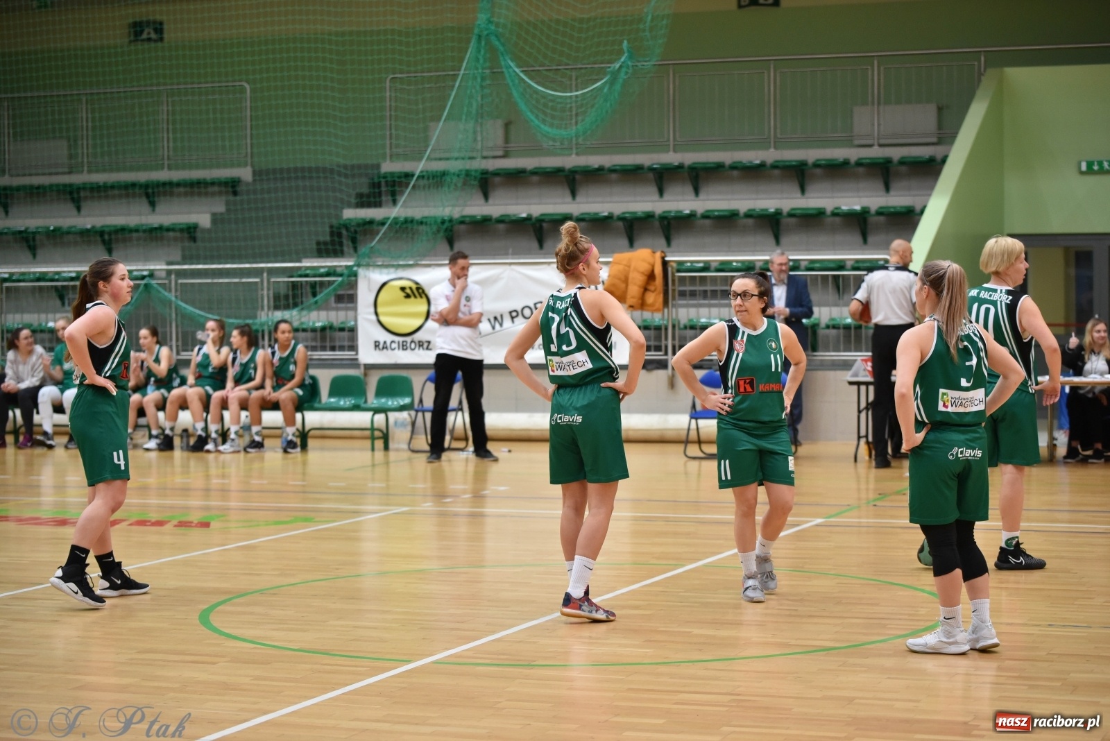 Zdjęcie w galerii na portalu naszraciborz.pl: Sportowe podsumowanie weekendu i fotorelacja z meczu RKK AZS Racibórz wiadomości z regionu