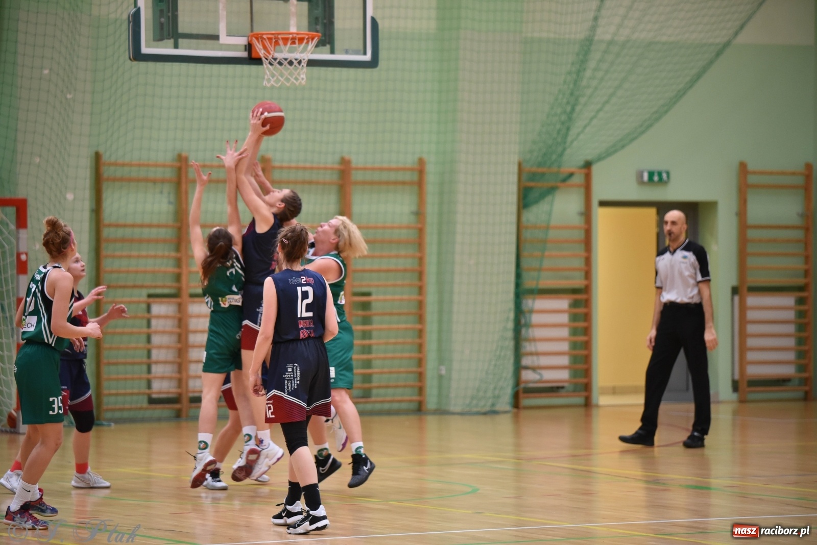 Zdjęcie w galerii na portalu naszraciborz.pl: Sportowe podsumowanie weekendu i fotorelacja z meczu RKK AZS Racibórz wiadomości z regionu