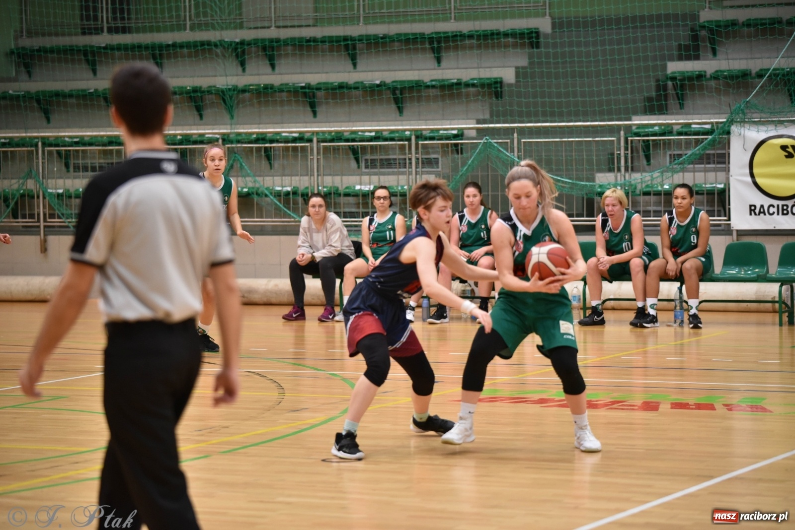 Zdjęcie w galerii na portalu naszraciborz.pl: Sportowe podsumowanie weekendu i fotorelacja z meczu RKK AZS Racibórz wiadomości z regionu