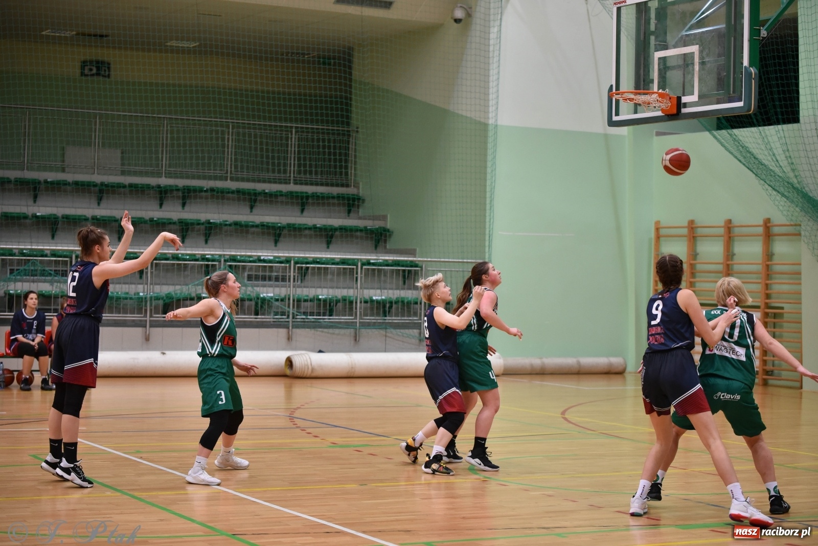 Zdjęcie w galerii na portalu naszraciborz.pl: Sportowe podsumowanie weekendu i fotorelacja z meczu RKK AZS Racibórz wiadomości z regionu