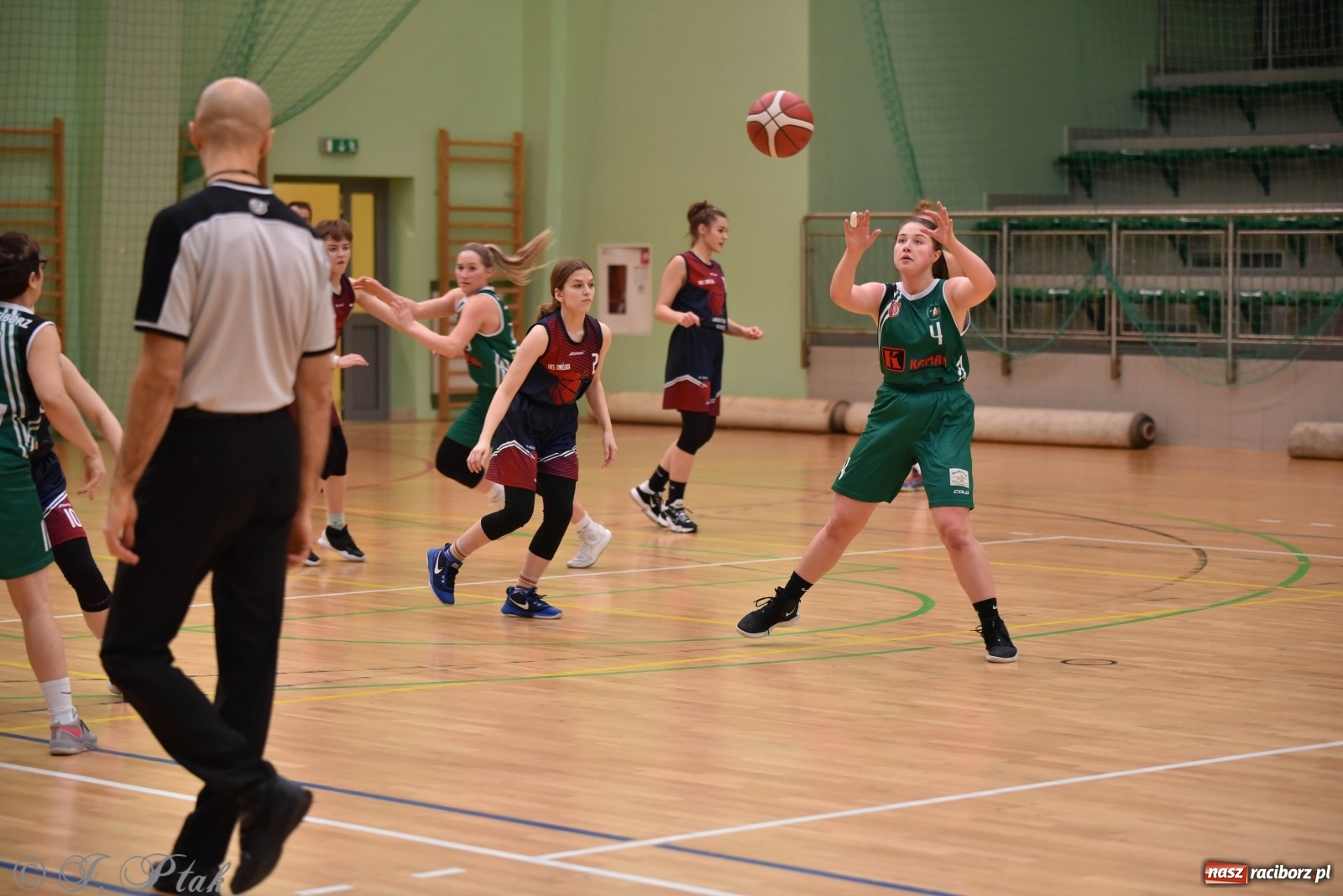 Zdjęcie w galerii na portalu naszraciborz.pl: Sportowe podsumowanie weekendu i fotorelacja z meczu RKK AZS Racibórz wiadomości z regionu