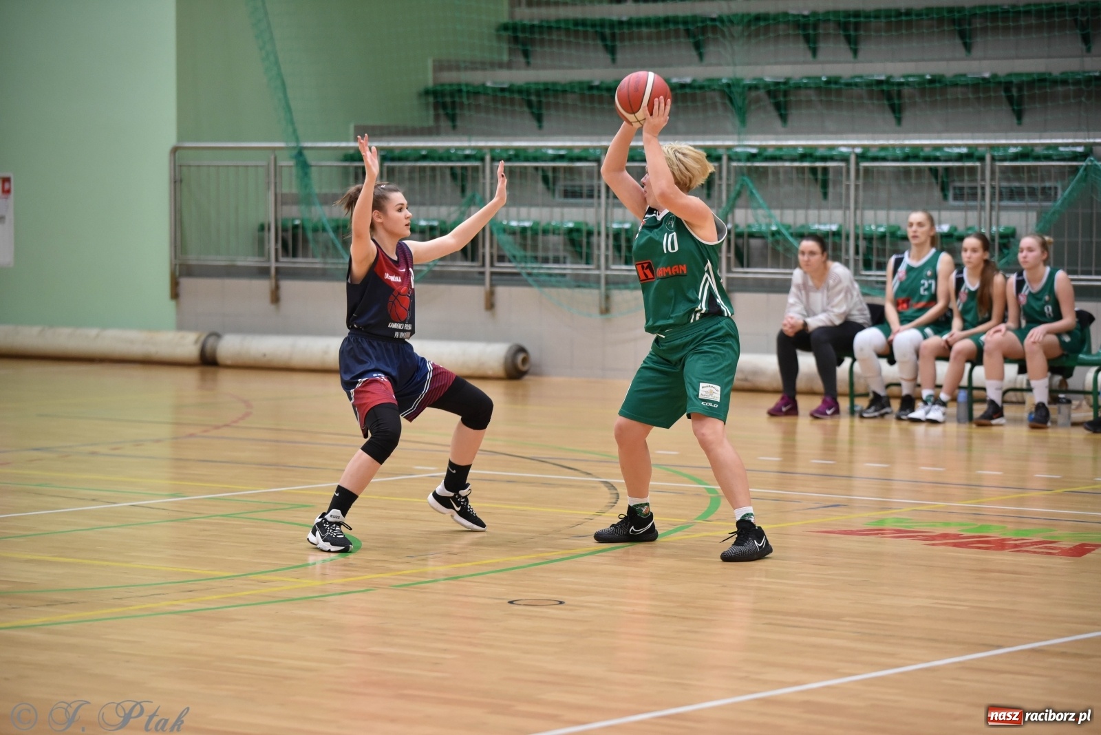 Zdjęcie w galerii na portalu naszraciborz.pl: Sportowe podsumowanie weekendu i fotorelacja z meczu RKK AZS Racibórz wiadomości z regionu