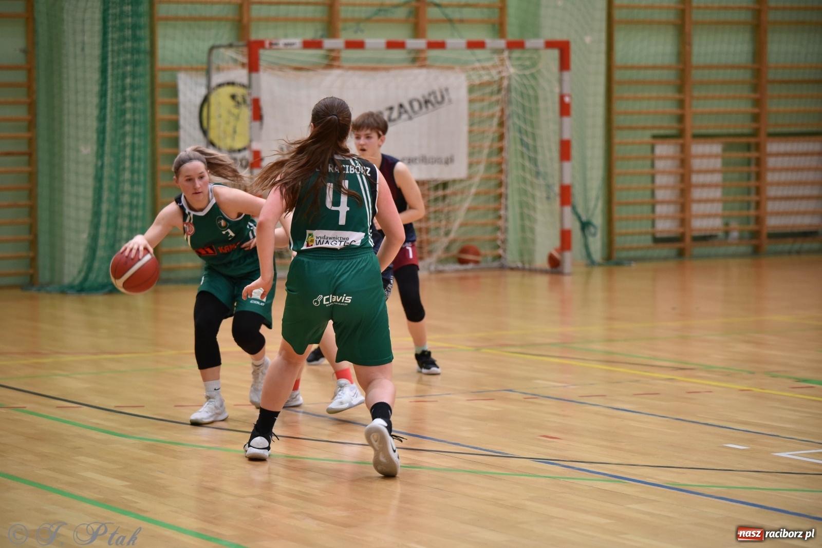 Zdjęcie w galerii na portalu naszraciborz.pl: Sportowe podsumowanie weekendu i fotorelacja z meczu RKK AZS Racibórz wiadomości z regionu