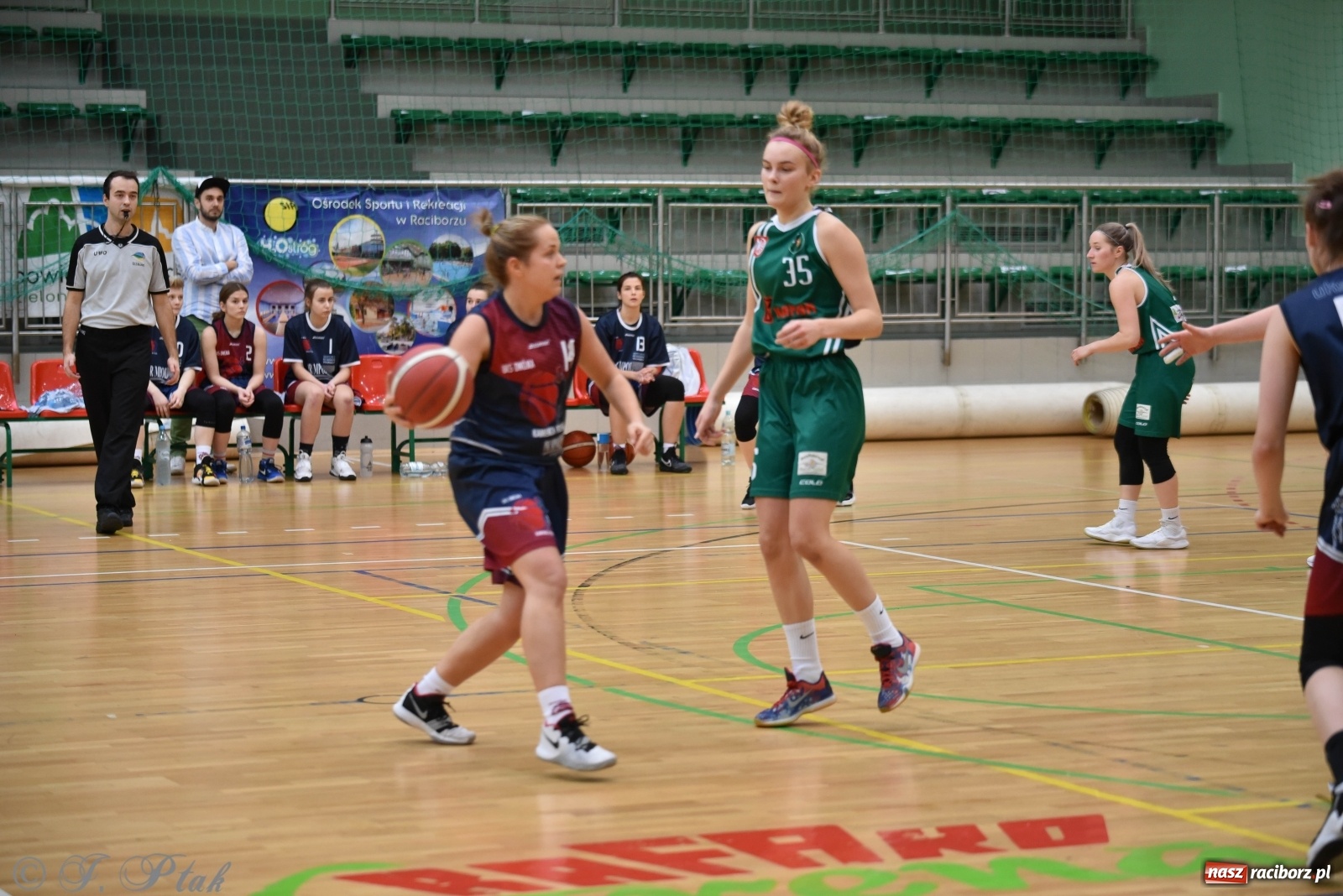 Zdjęcie w galerii na portalu naszraciborz.pl: Sportowe podsumowanie weekendu i fotorelacja z meczu RKK AZS Racibórz wiadomości z regionu