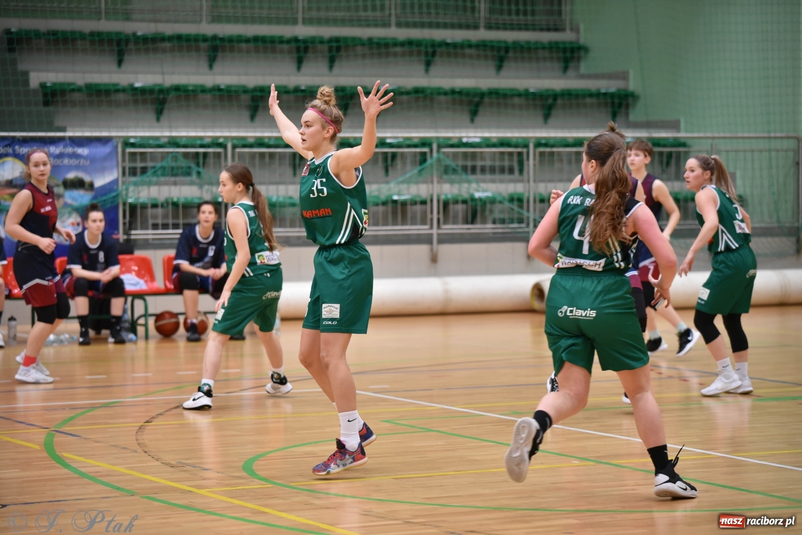 Zdjęcie w galerii na portalu naszraciborz.pl: Sportowe podsumowanie weekendu i fotorelacja z meczu RKK AZS Racibórz wiadomości z regionu