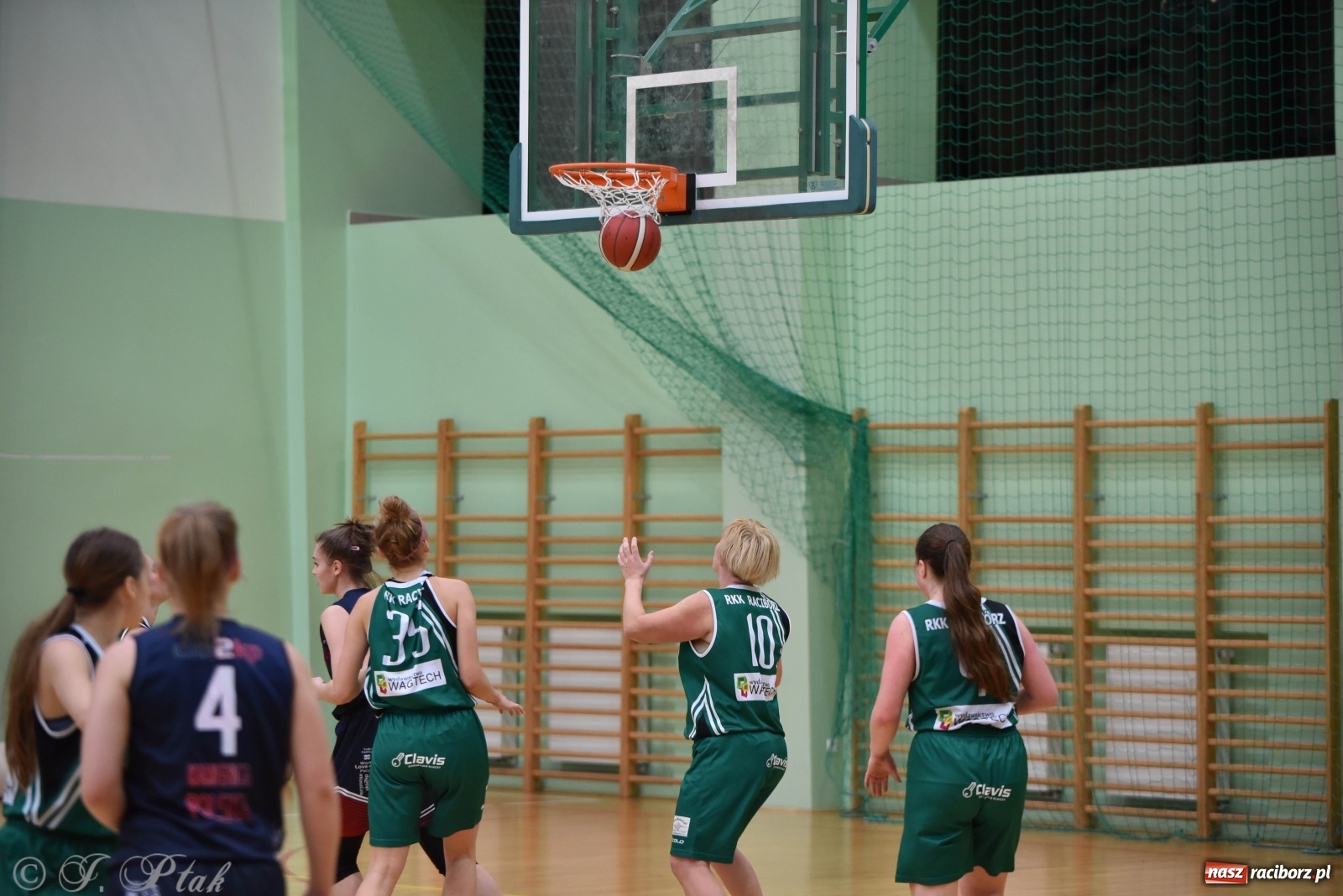 Zdjęcie w galerii na portalu naszraciborz.pl: Sportowe podsumowanie weekendu i fotorelacja z meczu RKK AZS Racibórz wiadomości z regionu