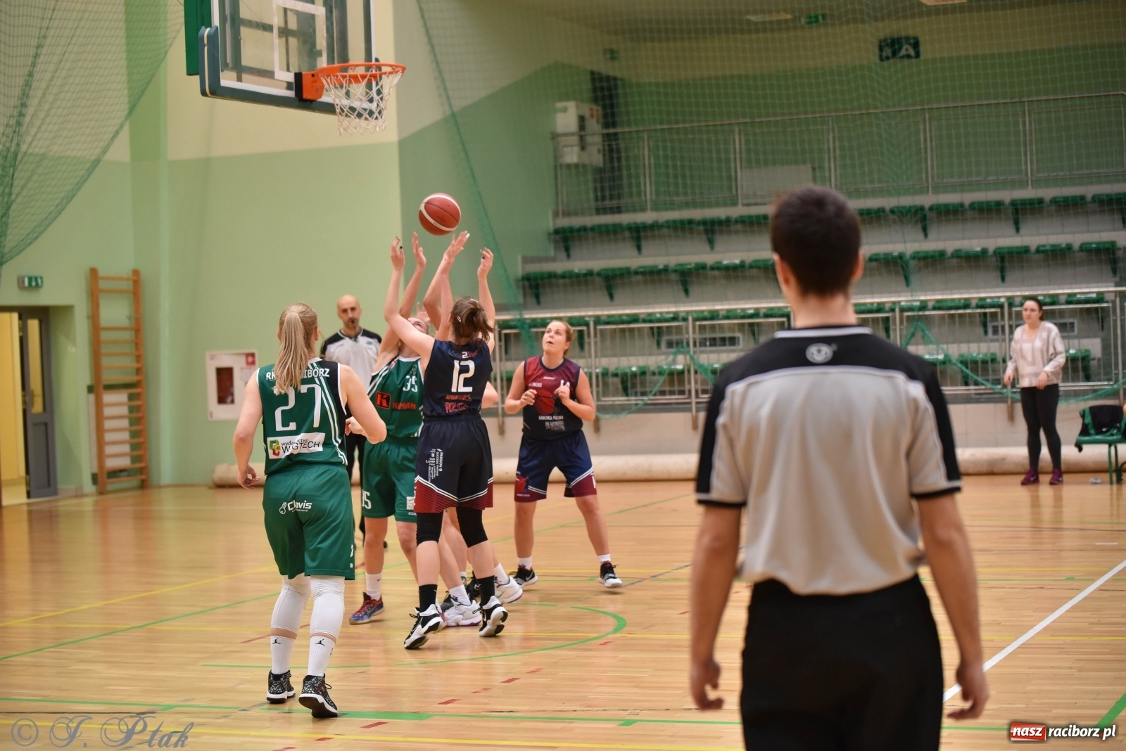 Zdjęcie w galerii na portalu naszraciborz.pl: Sportowe podsumowanie weekendu i fotorelacja z meczu RKK AZS Racibórz wiadomości z regionu