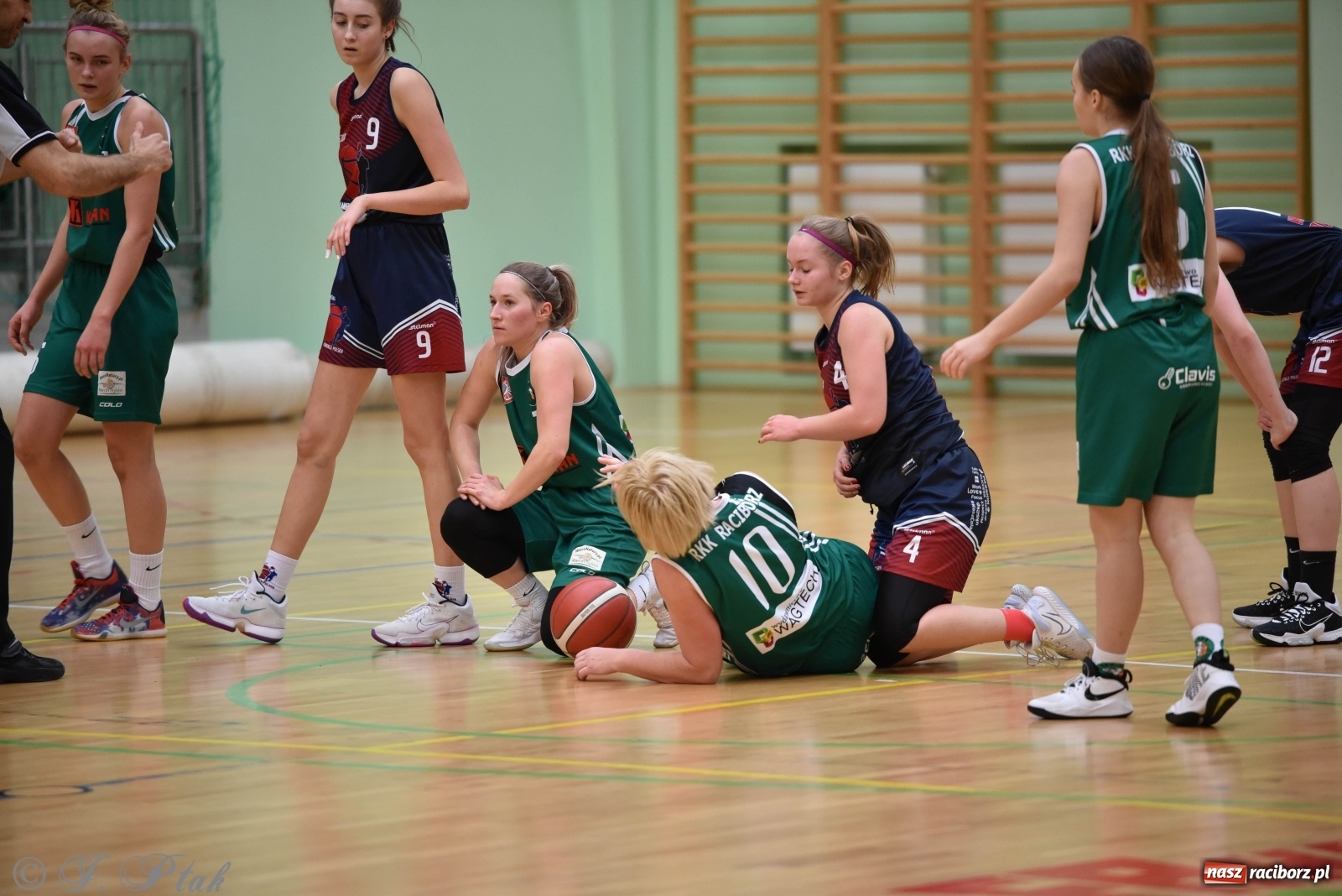 Zdjęcie w galerii na portalu naszraciborz.pl: Sportowe podsumowanie weekendu i fotorelacja z meczu RKK AZS Racibórz wiadomości z regionu