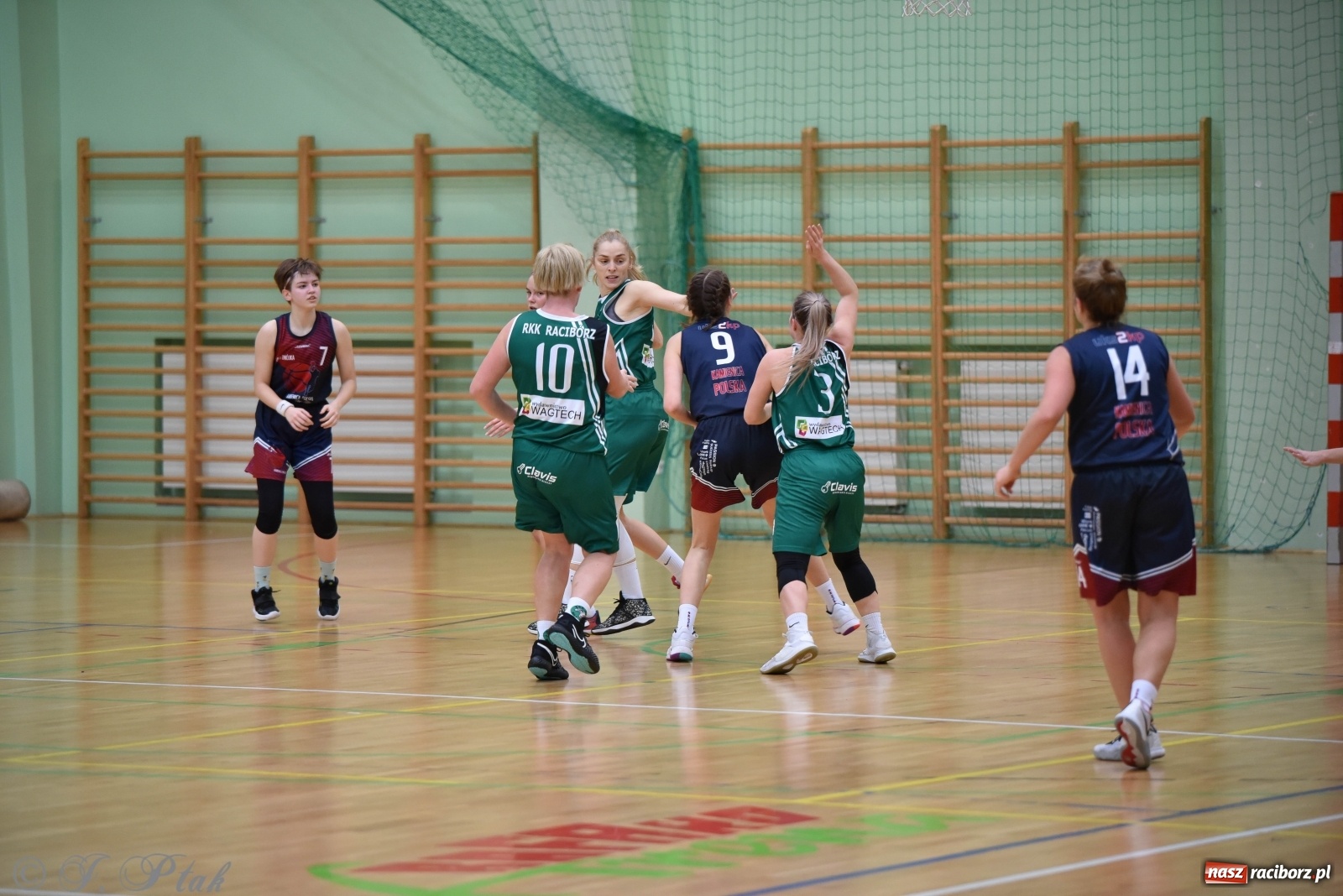 Zdjęcie w galerii na portalu naszraciborz.pl: Sportowe podsumowanie weekendu i fotorelacja z meczu RKK AZS Racibórz wiadomości z regionu