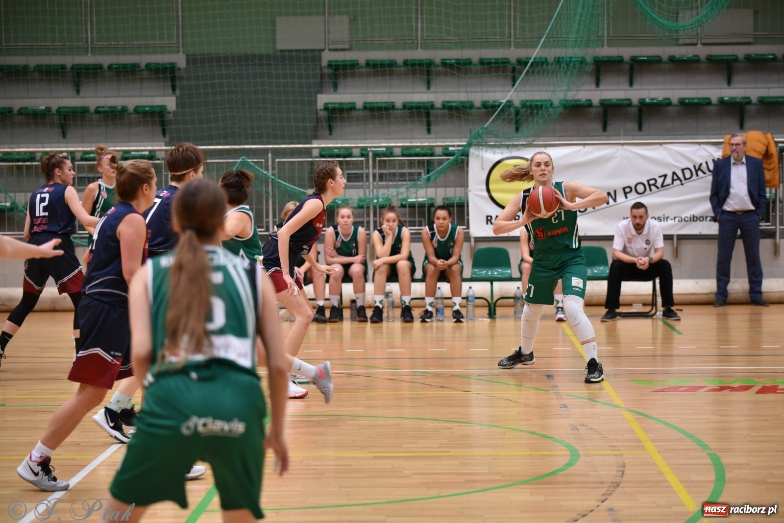 Zdjęcie w galerii na portalu naszraciborz.pl: Sportowe podsumowanie weekendu i fotorelacja z meczu RKK AZS Racibórz wiadomości z regionu