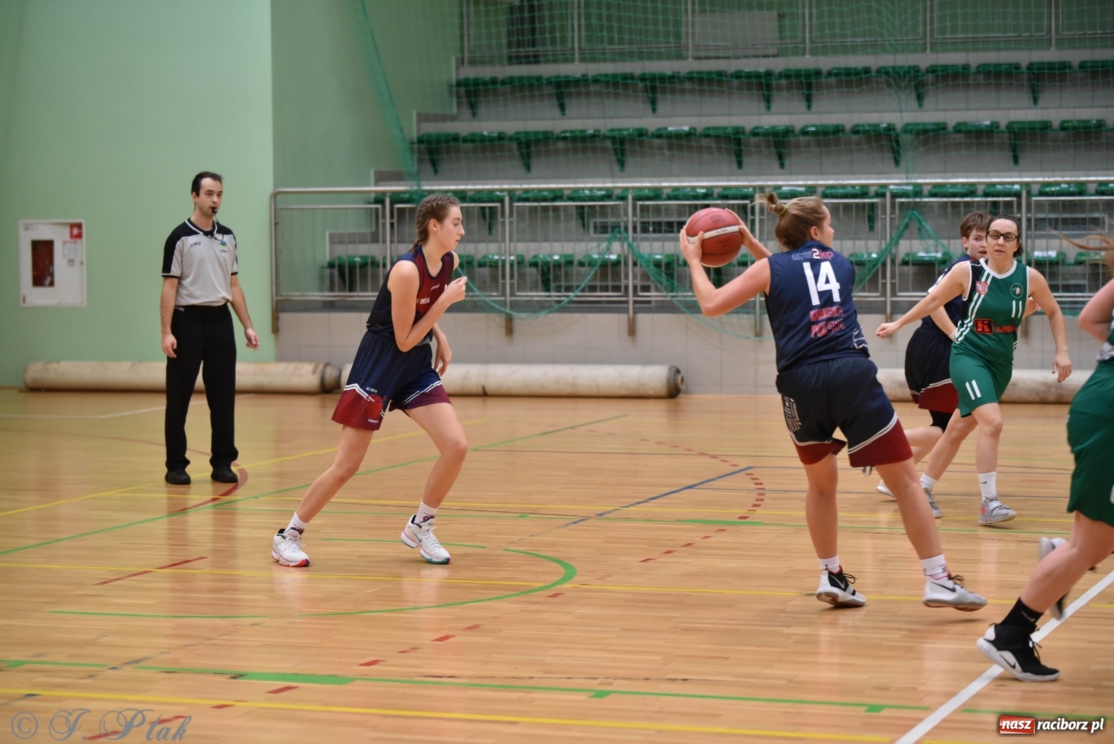 Zdjęcie w galerii na portalu naszraciborz.pl: Sportowe podsumowanie weekendu i fotorelacja z meczu RKK AZS Racibórz wiadomości z regionu