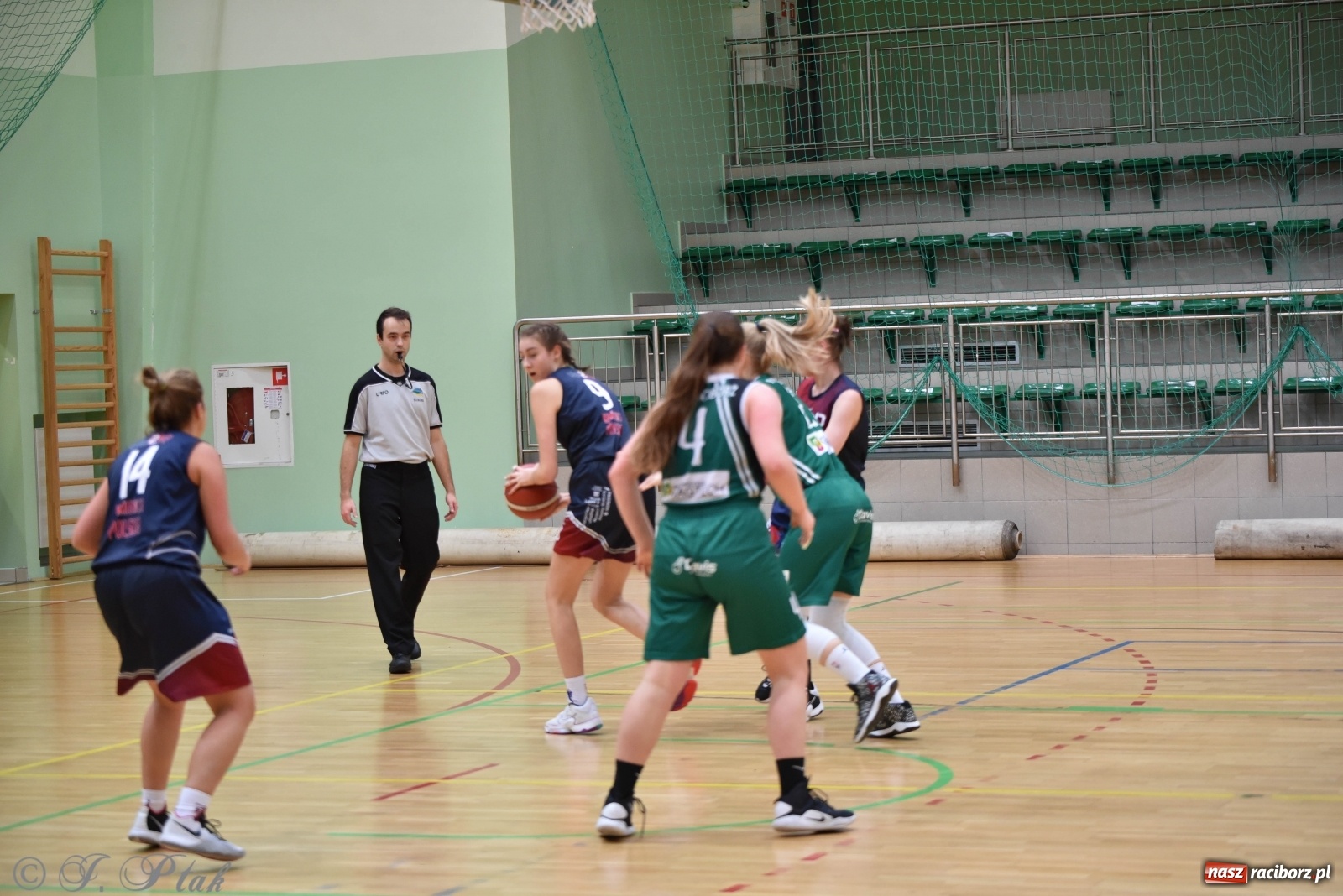 Zdjęcie w galerii na portalu naszraciborz.pl: Sportowe podsumowanie weekendu i fotorelacja z meczu RKK AZS Racibórz wiadomości z regionu