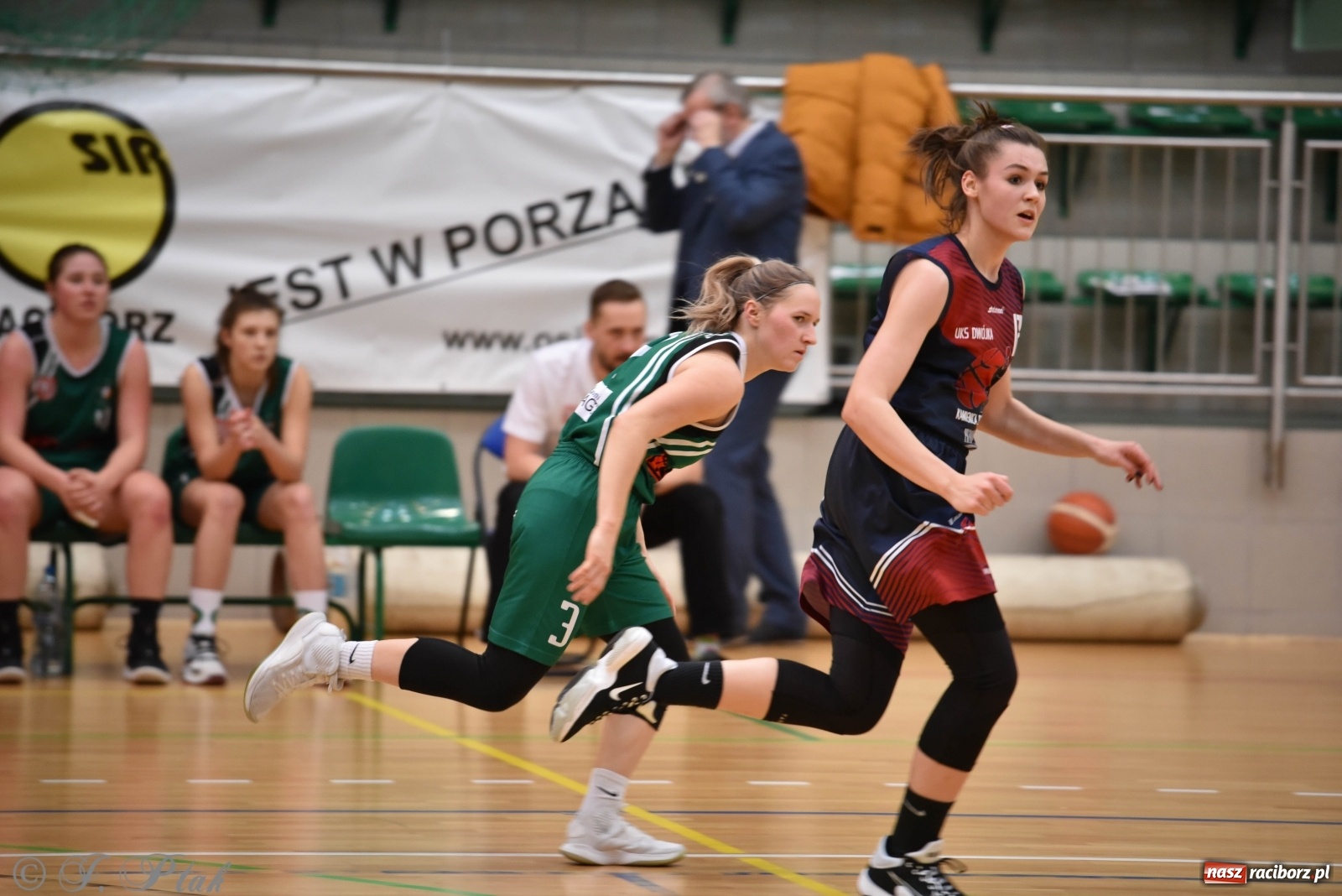 Zdjęcie w galerii na portalu naszraciborz.pl: Sportowe podsumowanie weekendu i fotorelacja z meczu RKK AZS Racibórz wiadomości z regionu