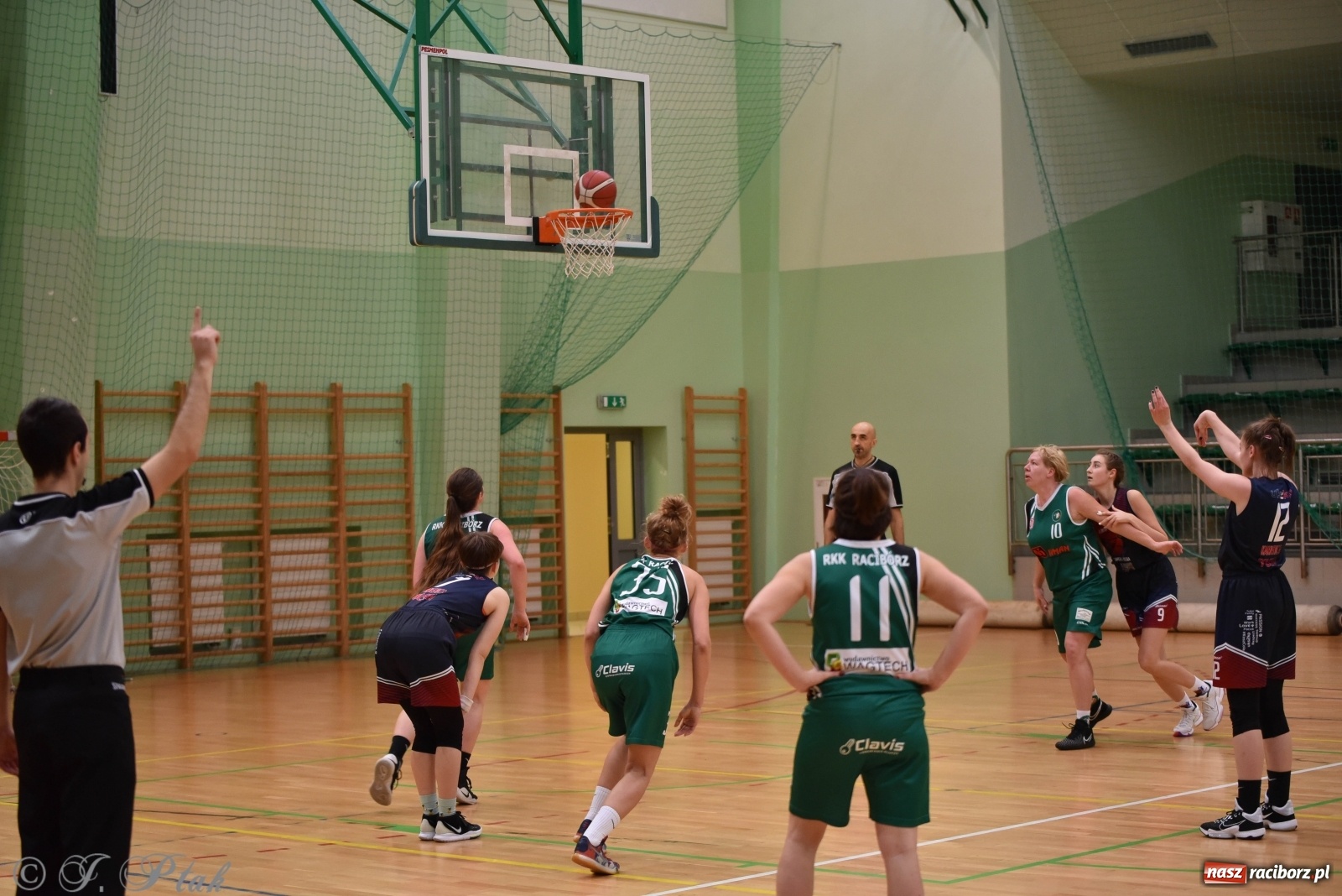 Zdjęcie w galerii na portalu naszraciborz.pl: Sportowe podsumowanie weekendu i fotorelacja z meczu RKK AZS Racibórz wiadomości z regionu