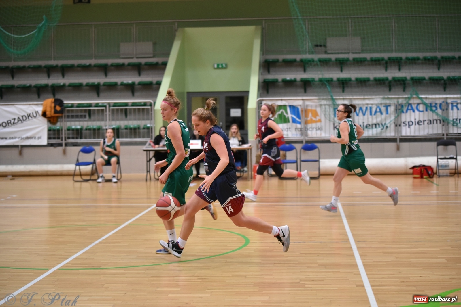 Zdjęcie w galerii na portalu naszraciborz.pl: Sportowe podsumowanie weekendu i fotorelacja z meczu RKK AZS Racibórz wiadomości z regionu