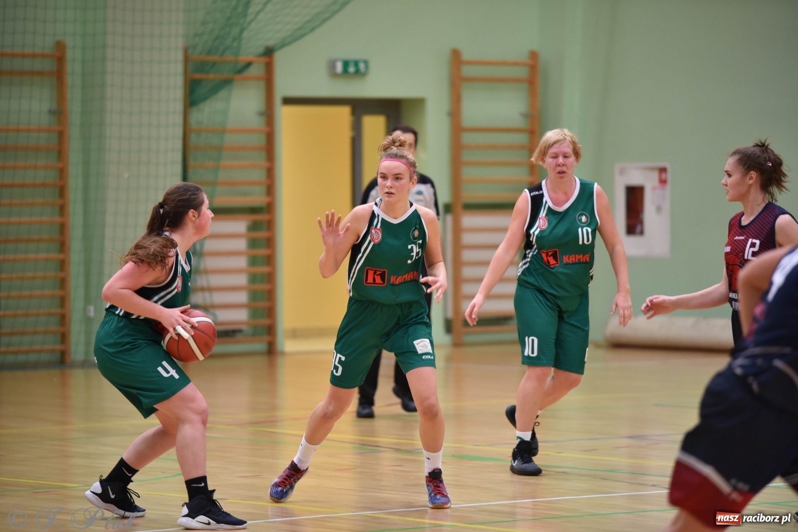 Zdjęcie w galerii na portalu naszraciborz.pl: Sportowe podsumowanie weekendu i fotorelacja z meczu RKK AZS Racibórz wiadomości z regionu