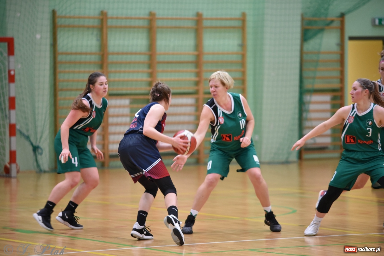 Zdjęcie w galerii na portalu naszraciborz.pl: Sportowe podsumowanie weekendu i fotorelacja z meczu RKK AZS Racibórz wiadomości z regionu