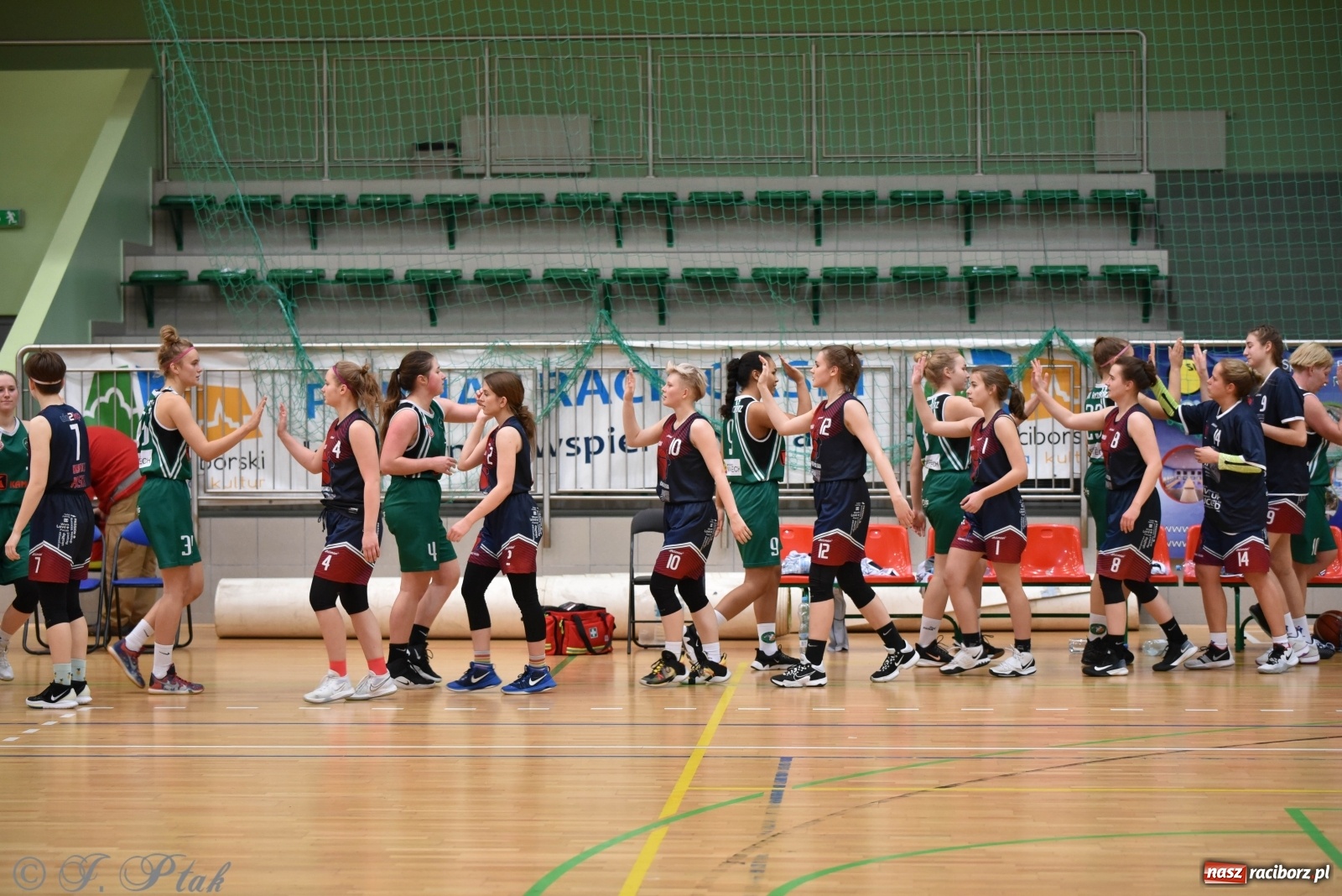 Zdjęcie w galerii na portalu naszraciborz.pl: Sportowe podsumowanie weekendu i fotorelacja z meczu RKK AZS Racibórz wiadomości z regionu