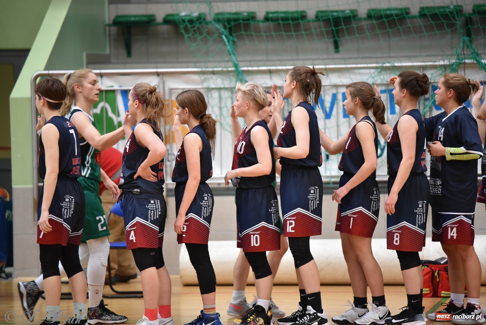 Zdjęcie w galerii na portalu naszraciborz.pl: Sportowe podsumowanie weekendu i fotorelacja z meczu RKK AZS Racibórz wiadomości z regionu