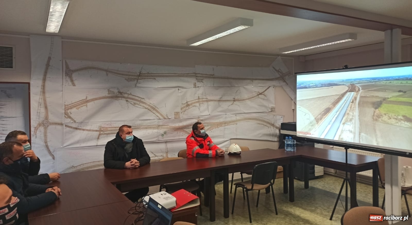 Zdjęcie w galerii na portalu naszraciborz.pl: Na Rudzką wrócił ruch dwukierunkowy [FOTO] wiadomości z regionu