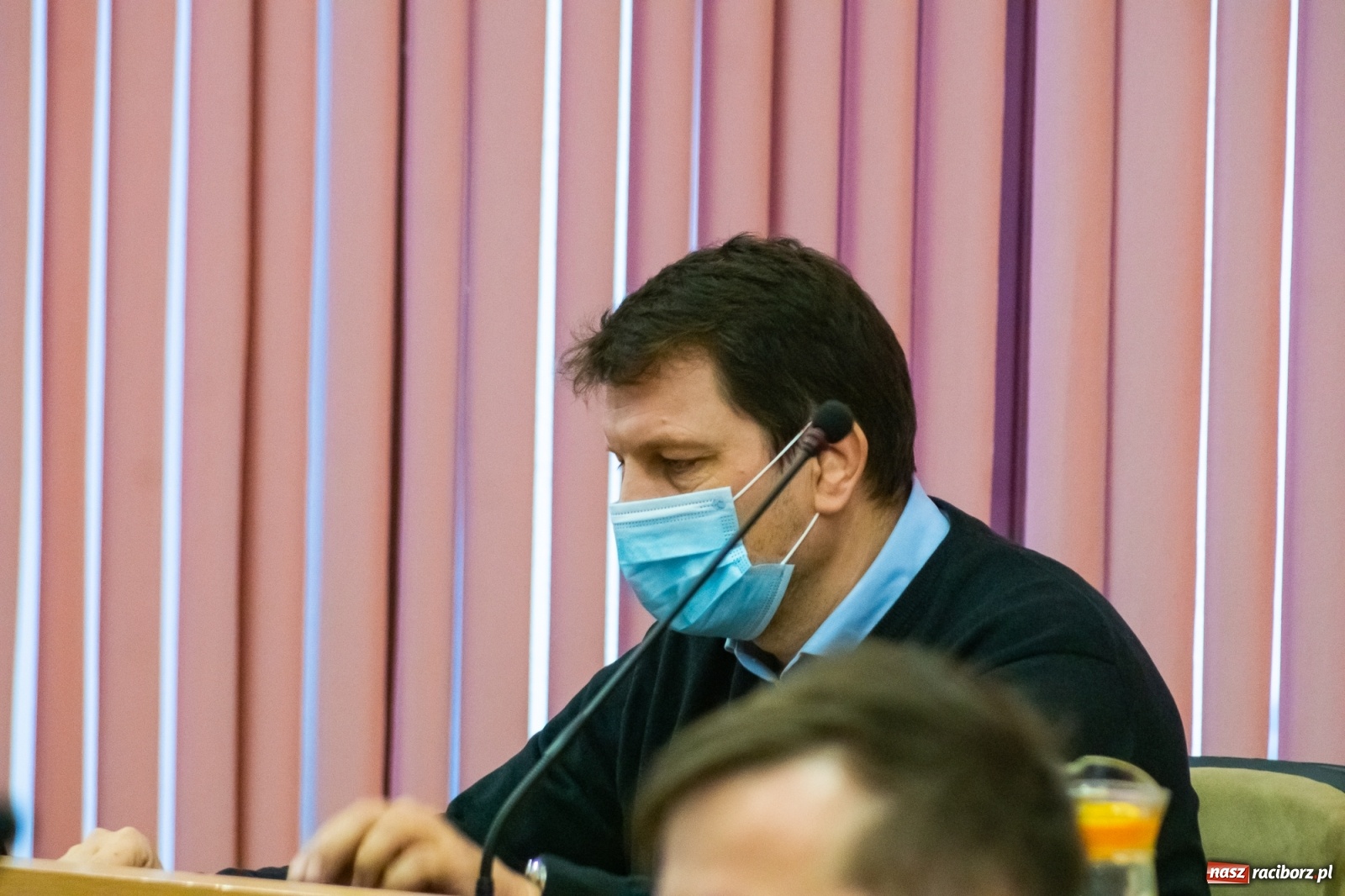 Zdjęcie w galerii na portalu naszraciborz.pl: Niekończąca się historia. Radni i prezydent utonęli w temacie śmieci wiadomości z regionu