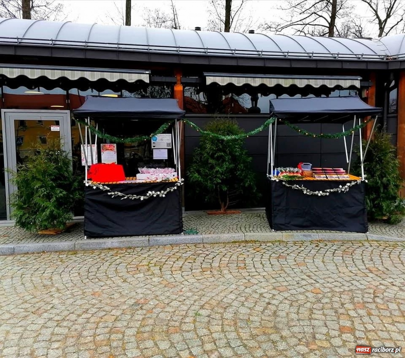 Zdjęcie w galerii na portalu naszraciborz.pl: Kiermasz i kolędowanie w Rudach wiadomości z regionu