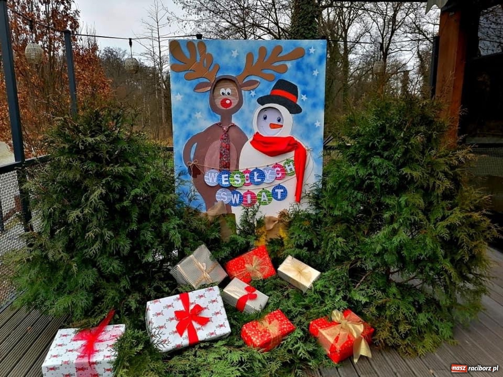 Zdjęcie w galerii na portalu naszraciborz.pl: Kiermasz i kolędowanie w Rudach wiadomości z regionu