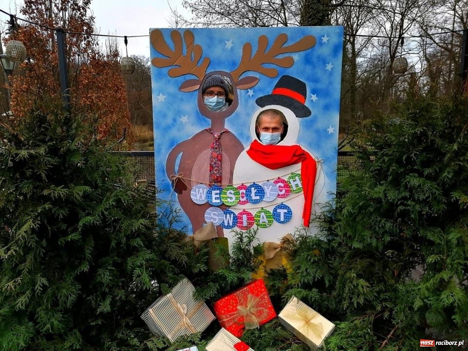 Zdjęcie w galerii na portalu naszraciborz.pl: Kiermasz i kolędowanie w Rudach wiadomości z regionu