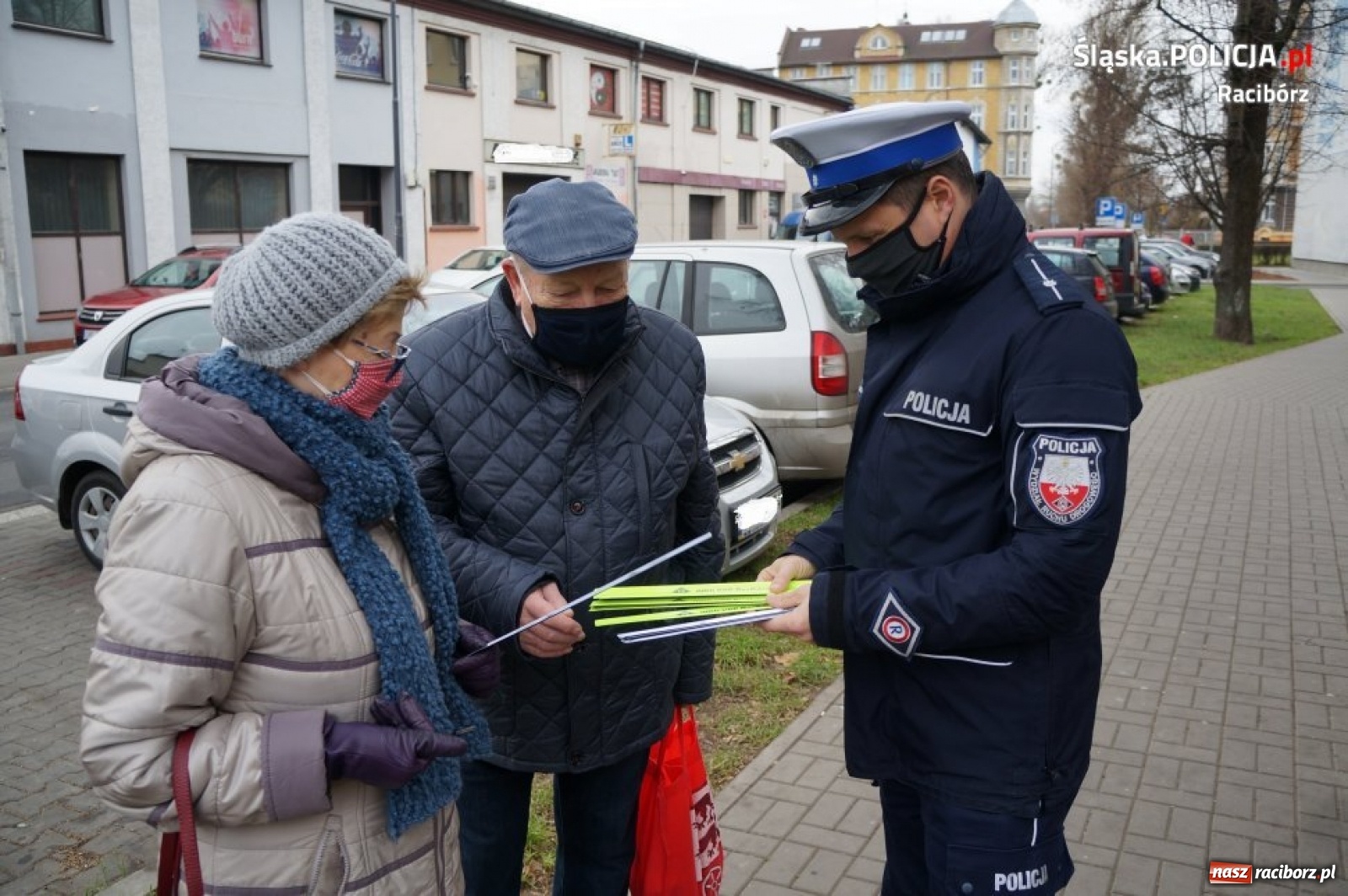 Zdjęcie w galerii na portalu naszraciborz.pl: Świeć przykładem. Akcja raciborskiej drogówki  wiadomości z regionu
