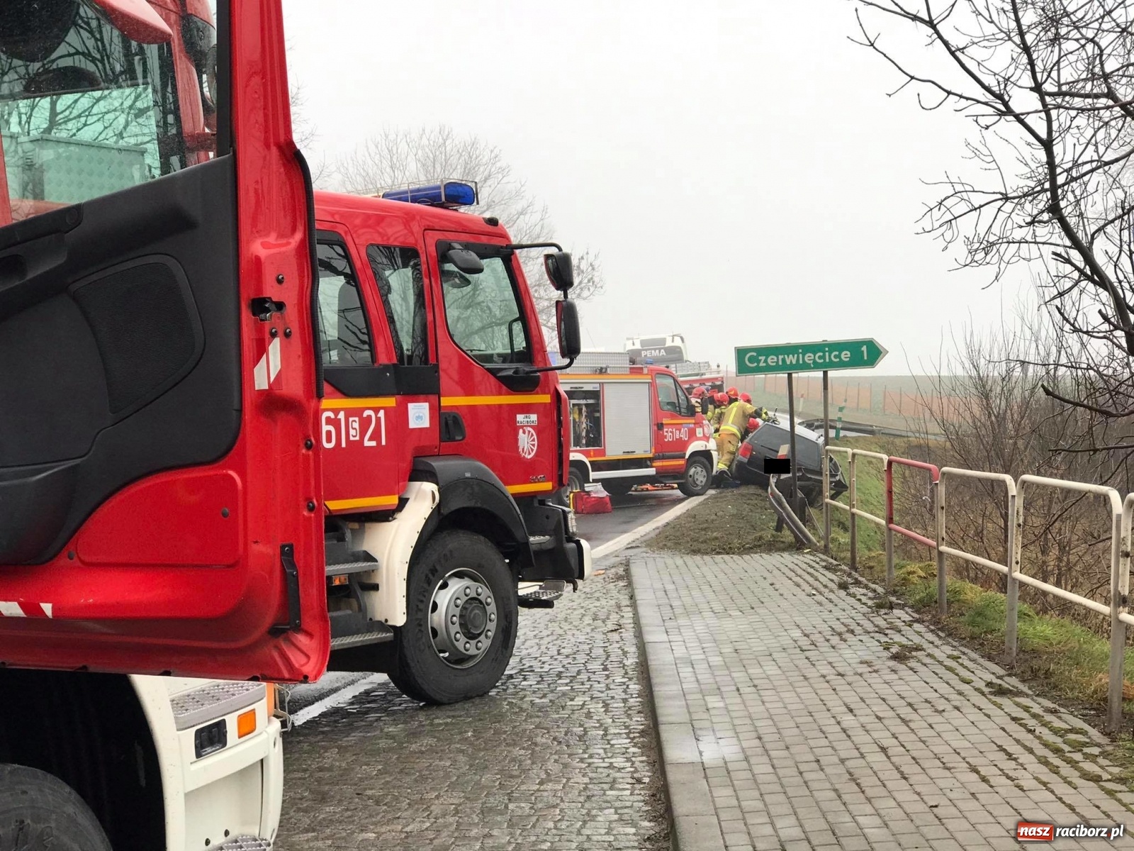 Zdjęcie w galerii na portalu naszraciborz.pl: Tragiczny wypadek na DK 45 Racibórz-Opole [FOTO] wiadomości z regionu