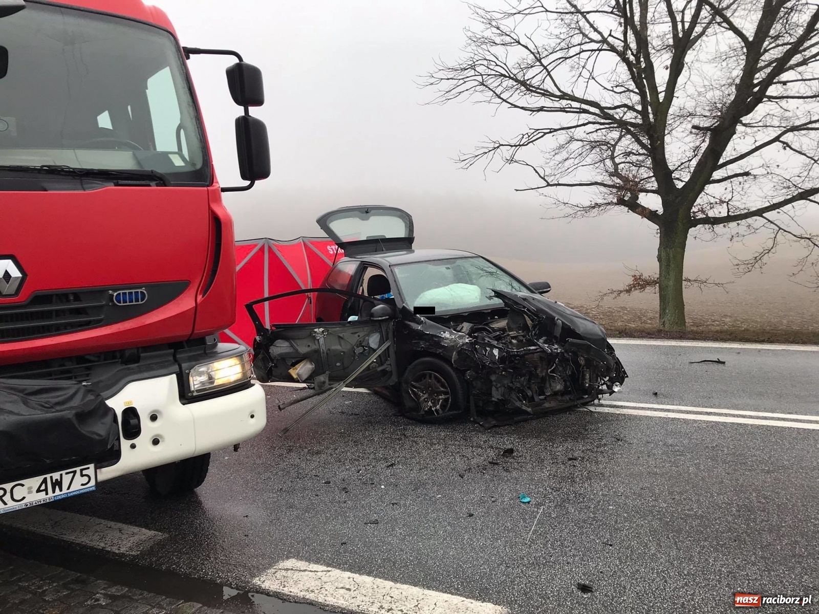 Zdjęcie w galerii na portalu naszraciborz.pl: Tragiczny wypadek na DK 45 Racibórz-Opole [FOTO] wiadomości z regionu