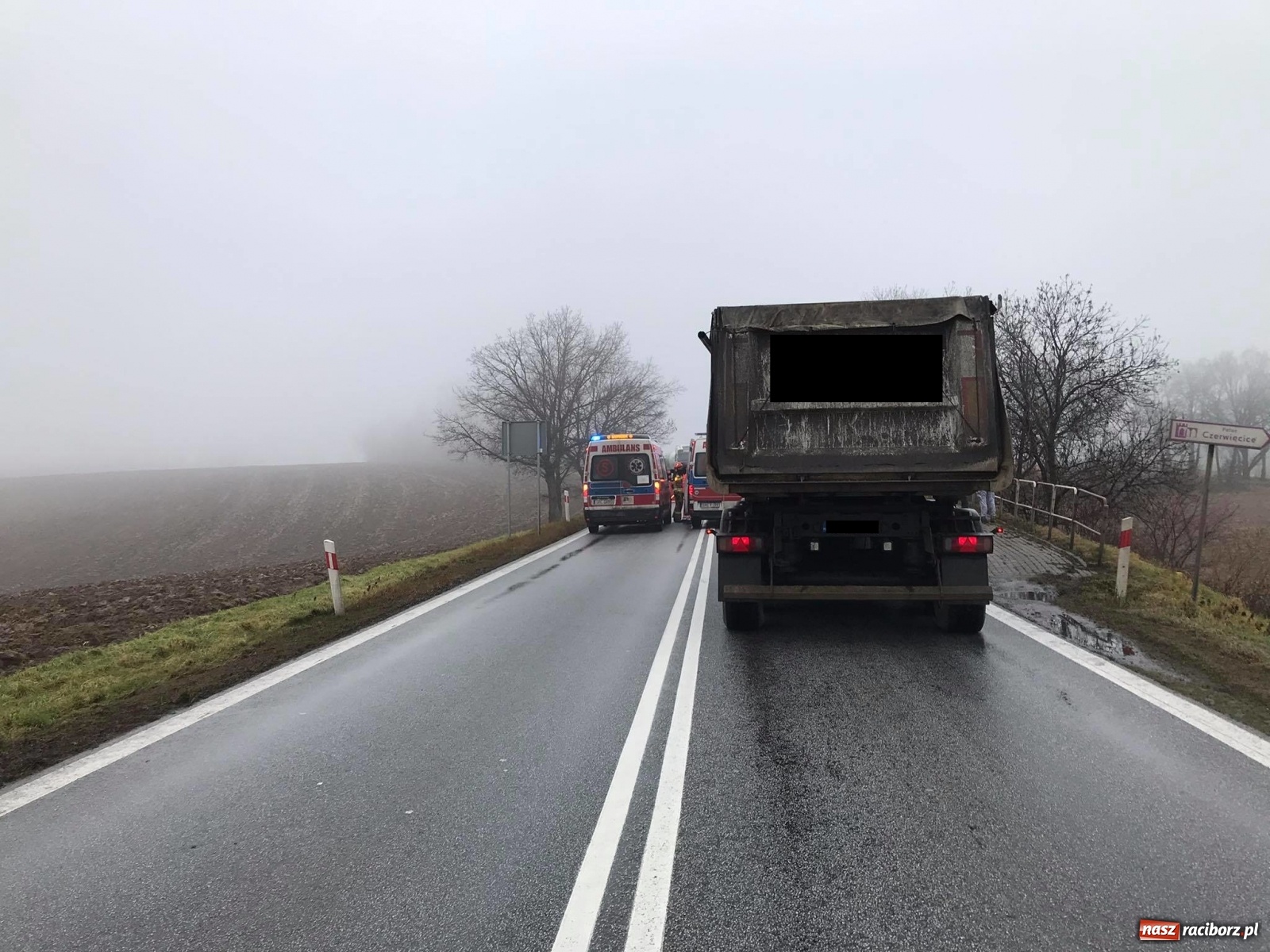 Zdjęcie w galerii na portalu naszraciborz.pl: Tragiczny wypadek na DK 45 Racibórz-Opole [FOTO] wiadomości z regionu