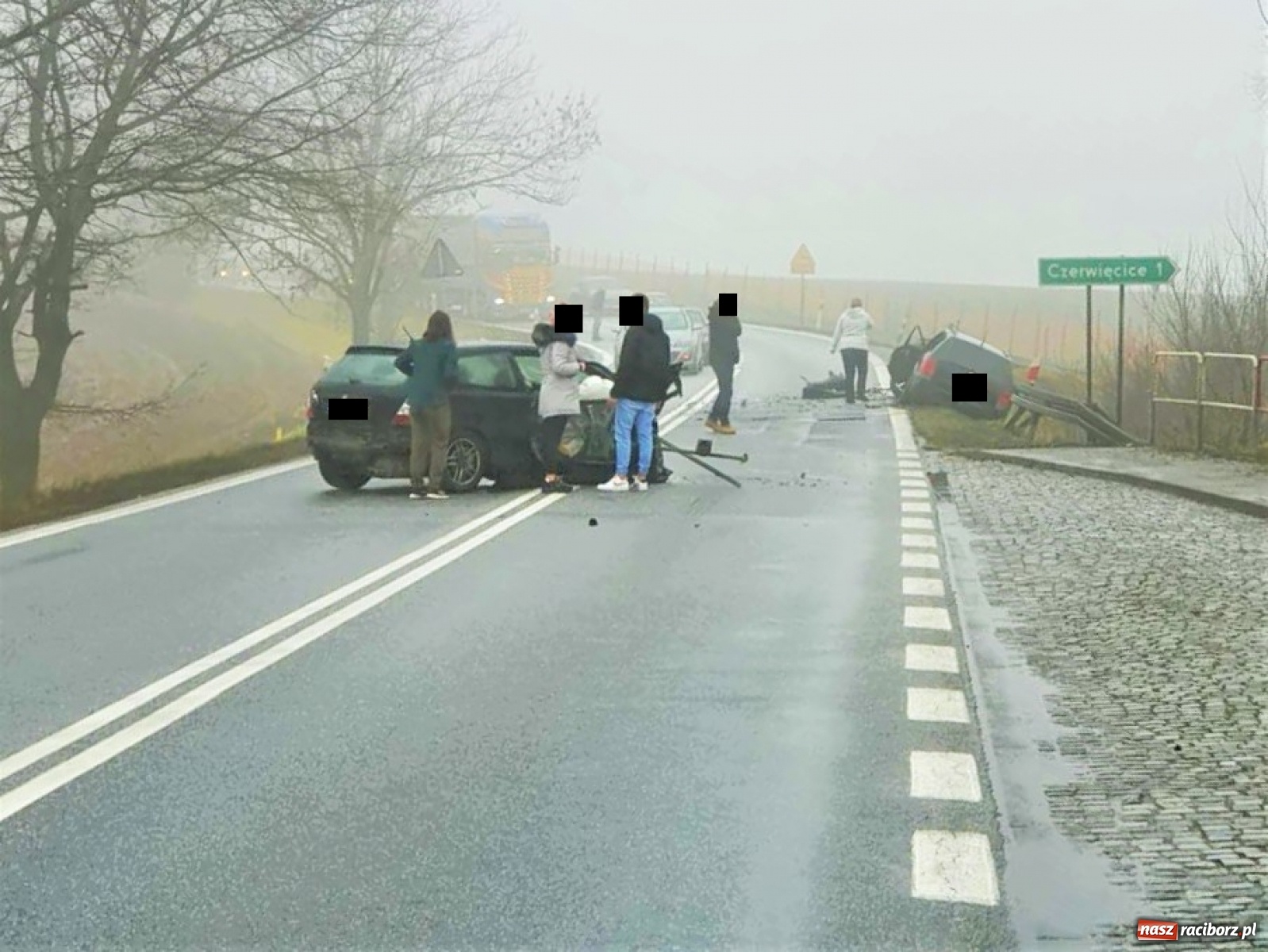 Zdjęcie w galerii na portalu naszraciborz.pl: Tragiczny wypadek na DK 45 Racibórz-Opole [FOTO] wiadomości z regionu