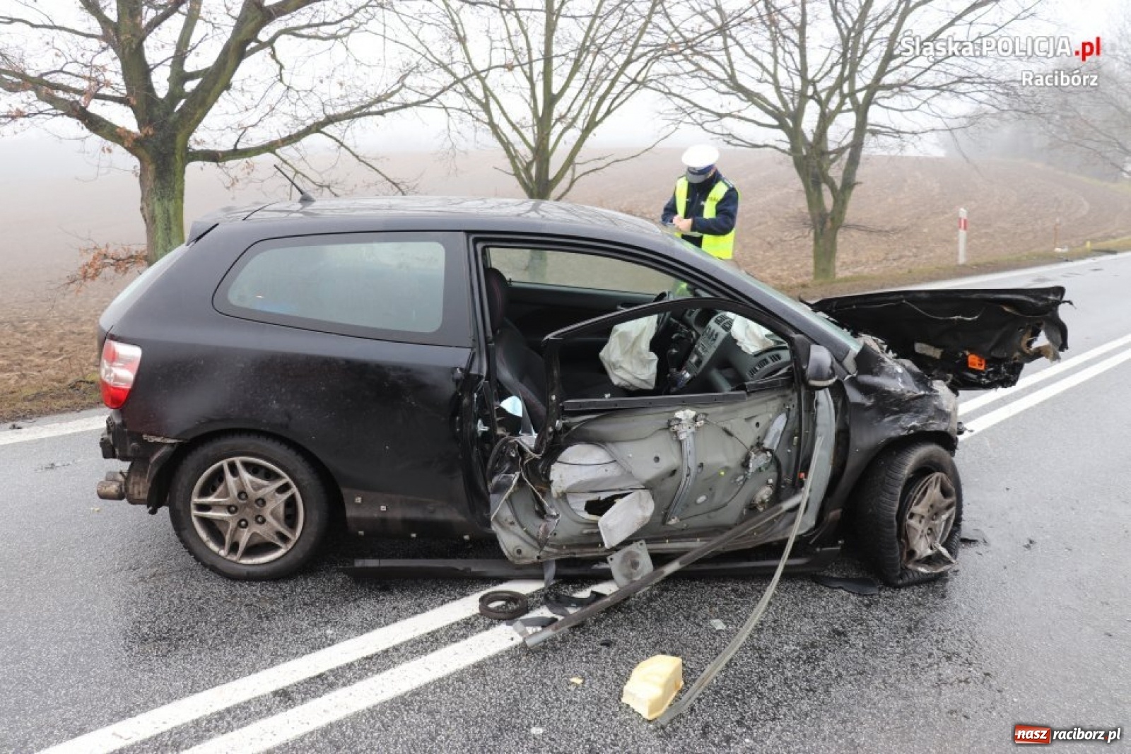 Zdjęcie w galerii na portalu naszraciborz.pl: Tragiczny wypadek na DK 45 Racibórz-Opole [FOTO] wiadomości z regionu