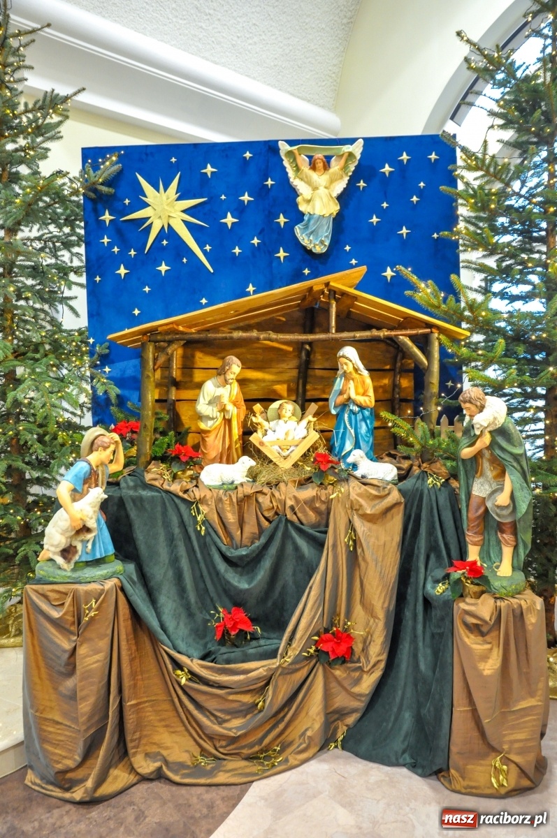 Zdjęcie w galerii na portalu naszraciborz.pl: Szopki u pietrowickich zawierzanek i raciborskich franciszkanów [FOTO] wiadomości z regionu