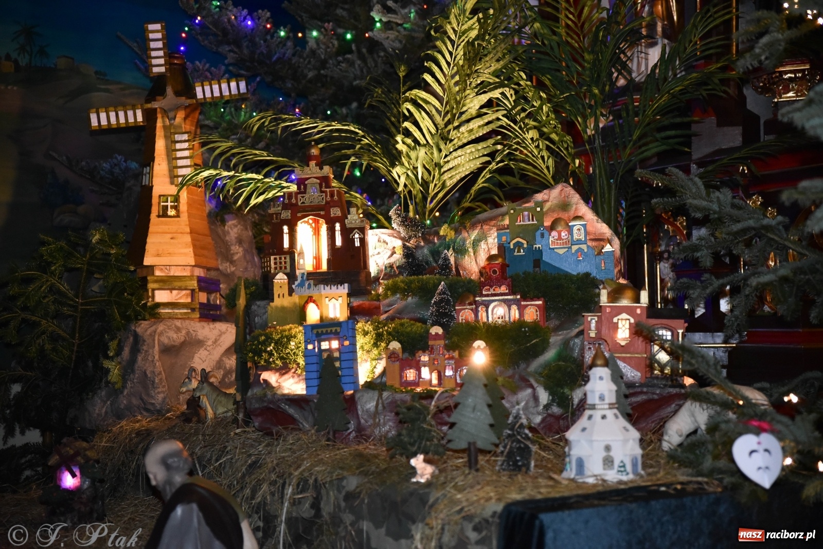 Zdjęcie w galerii na portalu naszraciborz.pl: Szopki w raciborskich kościołach AD 2020 wiadomości z regionu