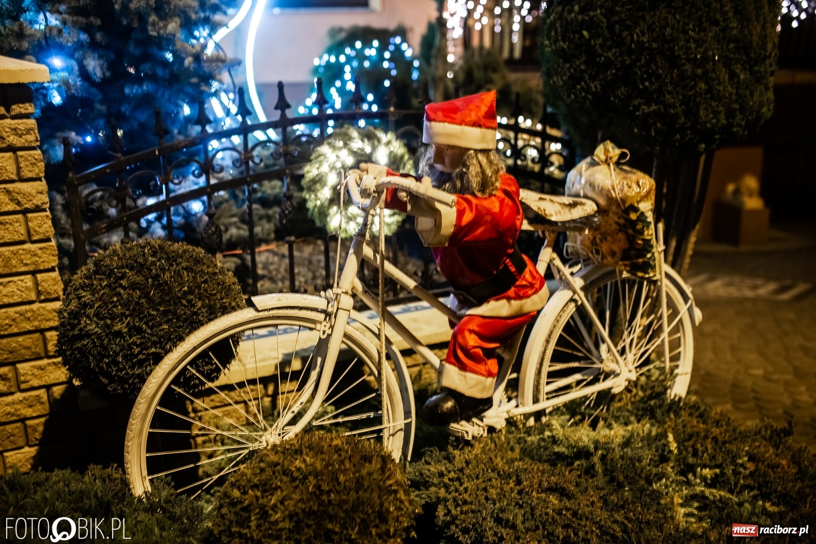 Zdjęcie w galerii na portalu naszraciborz.pl: Bajkowy świat niedaleko Raciborza. Nową Wioskę odwiedzają tłumy [FOTO, WIDEO] wiadomości z regionu