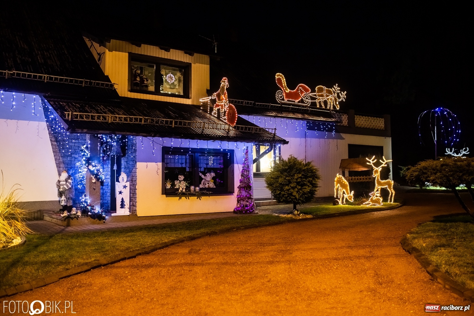 Zdjęcie w galerii na portalu naszraciborz.pl: Bajkowy świat niedaleko Raciborza. Nową Wioskę odwiedzają tłumy [FOTO, WIDEO] wiadomości z regionu