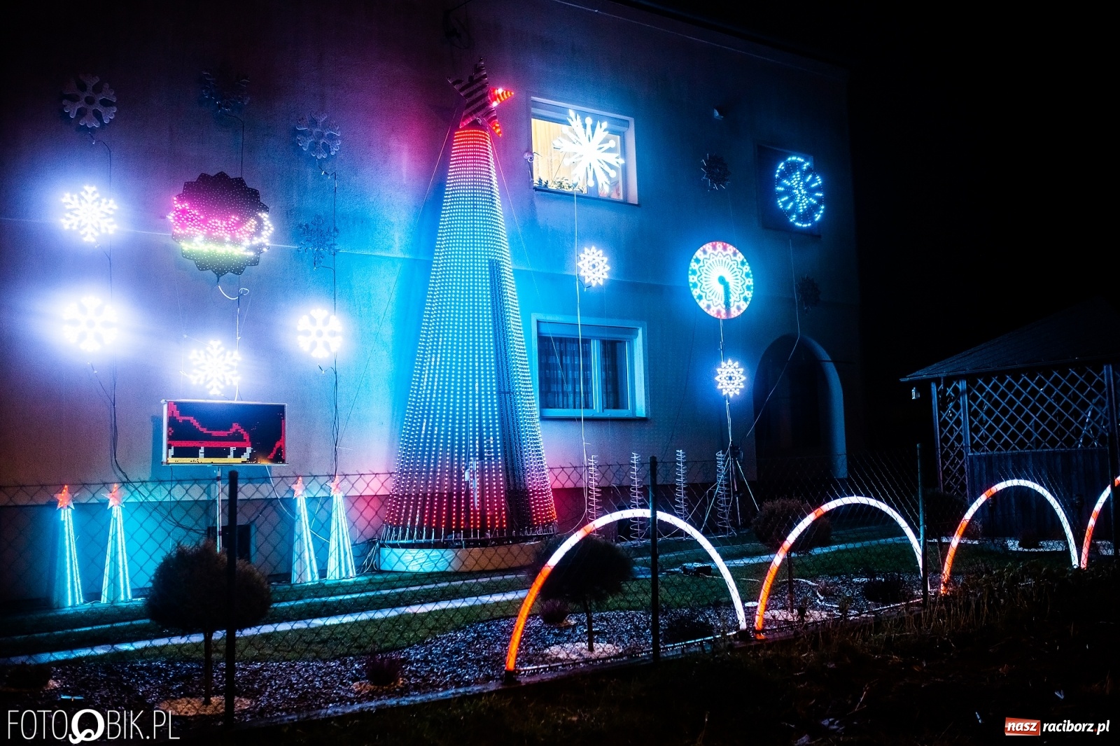 Zdjęcie w galerii na portalu naszraciborz.pl: Bajkowy świat niedaleko Raciborza. Nową Wioskę odwiedzają tłumy [FOTO, WIDEO] wiadomości z regionu