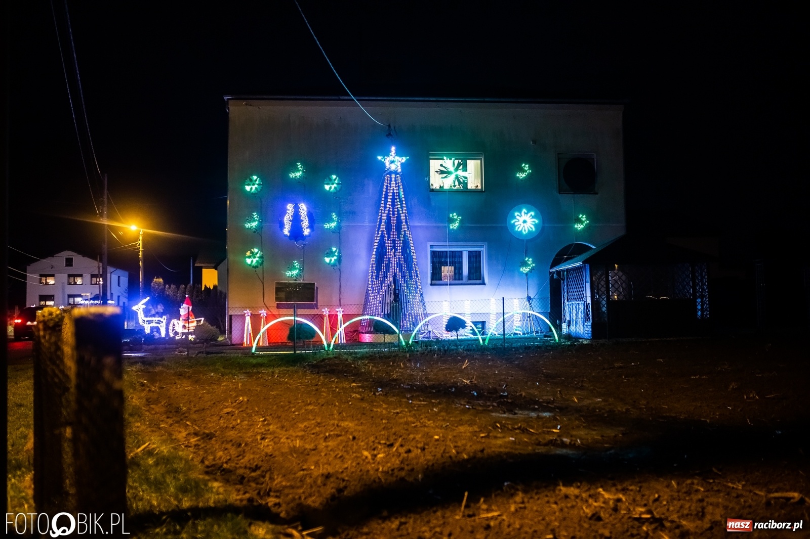 Zdjęcie w galerii na portalu naszraciborz.pl: Bajkowy świat niedaleko Raciborza. Nową Wioskę odwiedzają tłumy [FOTO, WIDEO] wiadomości z regionu