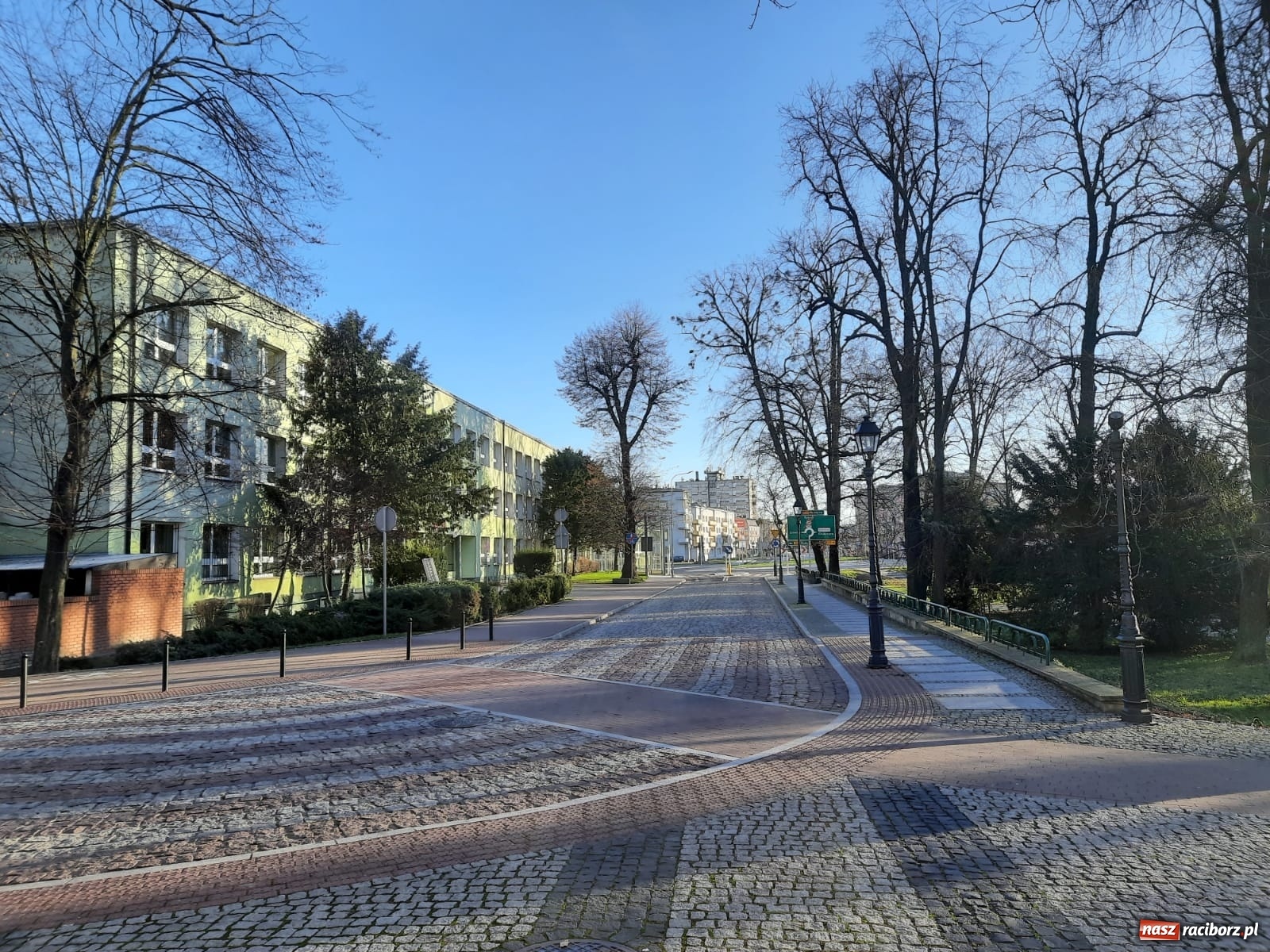 Zdjęcie w galerii na portalu naszraciborz.pl: Zmiana organizacji ruchu na Zamkowej wiadomości z regionu