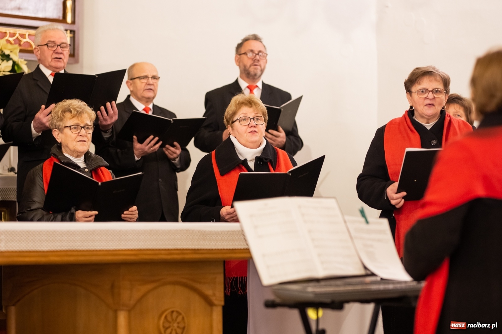 Zdjęcie w galerii na portalu naszraciborz.pl: Koncert kolęd w wykonaniu chóru Cantate w Pawłowie [FOTO] wiadomości z regionu