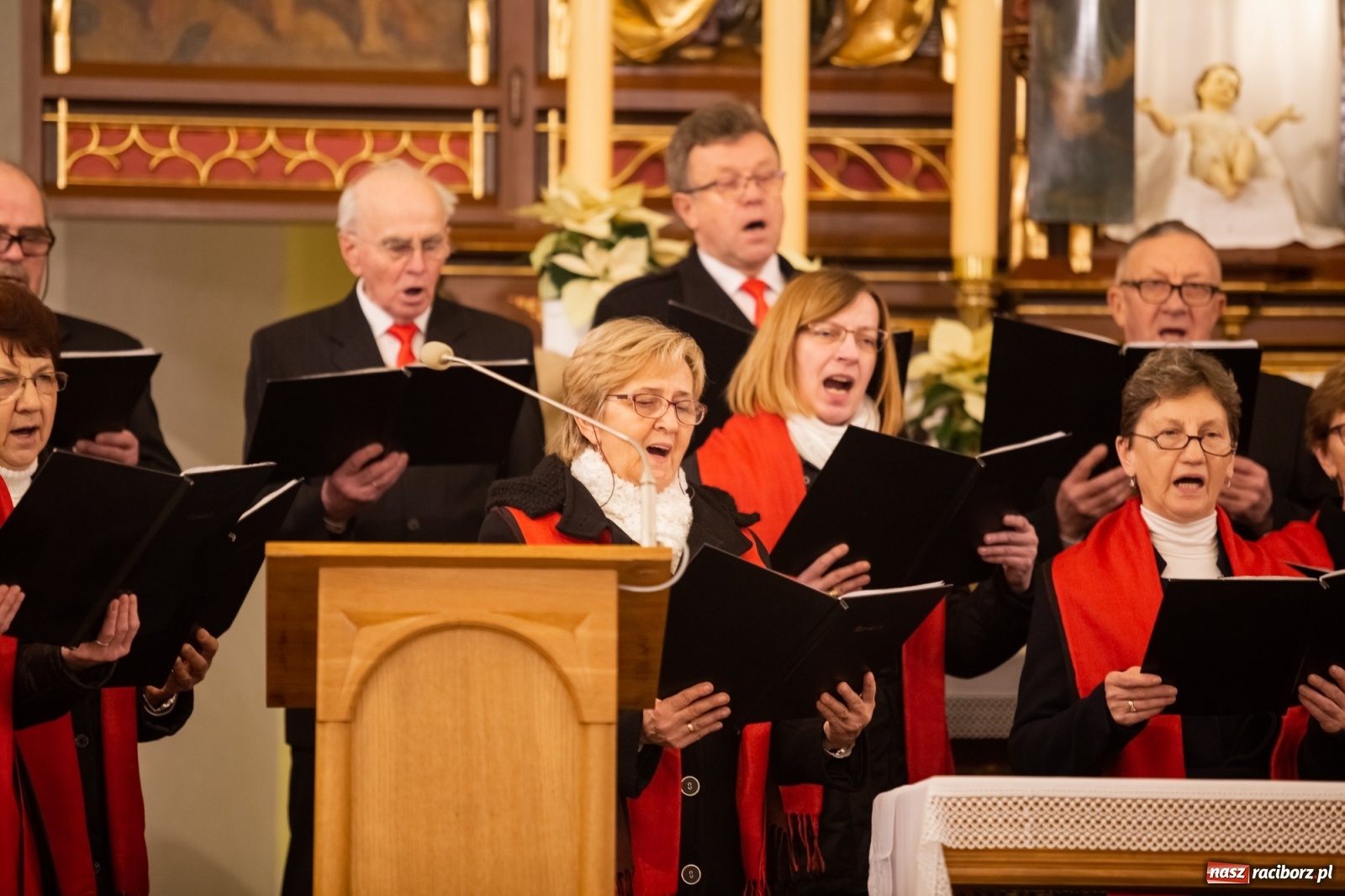 Zdjęcie w galerii na portalu naszraciborz.pl: Koncert kolęd w wykonaniu chóru Cantate w Pawłowie [FOTO] wiadomości z regionu