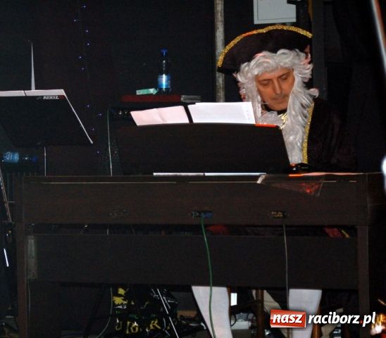 Zdjęcie w galerii na portalu naszraciborz.pl: GWIAZDKA SERC, czyli Rafako charytatywnie wiadomości z regionu